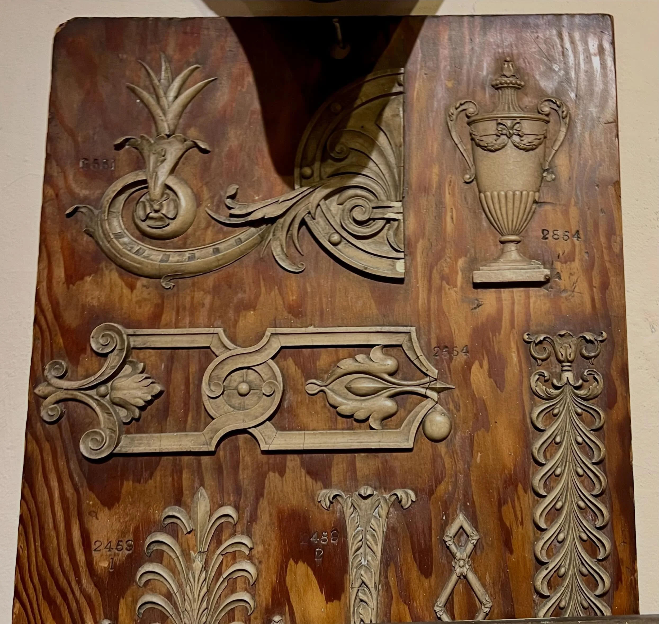 🌟

Can we bring back such beautiful details again?

An original composition of ornaments from
 &ldquo;Hinkins &amp; Eccles&rdquo; - Carvers /gilders /picture frame makers

&ldquo;Hinkins &amp; Eccles&rdquo; provided their services between 1848 - 193