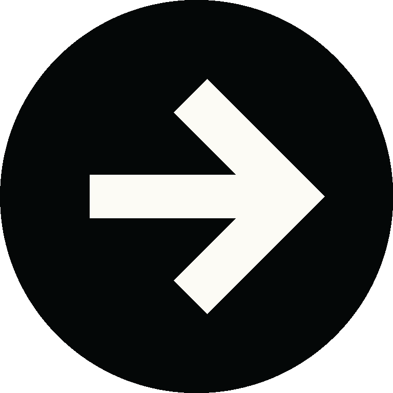 White arrow pointing to the right on a black circular background.