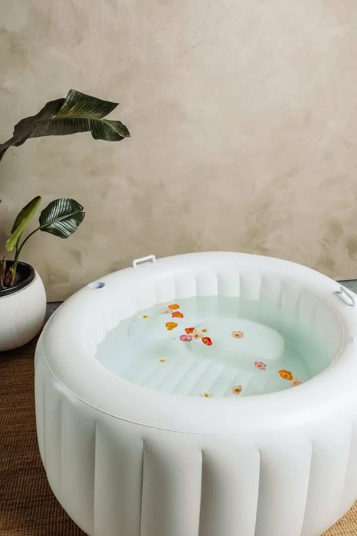 White Birth Pool, Central Coast Birth Pool, Central Coast Birth Pool Hire, Birth Pool, Birth Pool Space, Homebirth Pool