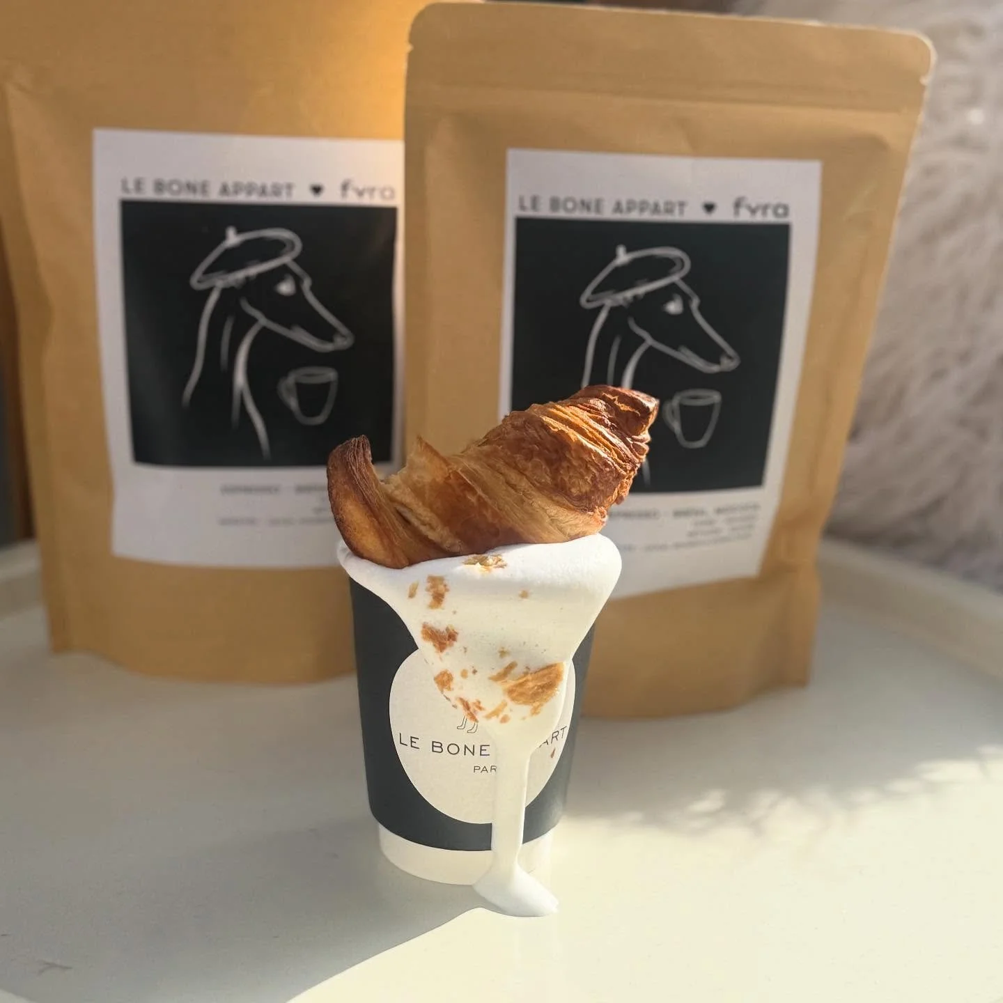 New collab brew just landed at Le Bone Appart!

We&rsquo;ve teamed up with @fyra.cafe to bring you our very own Le Bone Appart coffee beans ☕️

A 200g bag of aromatic espresso magic with Brazil &amp; Morocco origins, now available in-store.
Perfect f