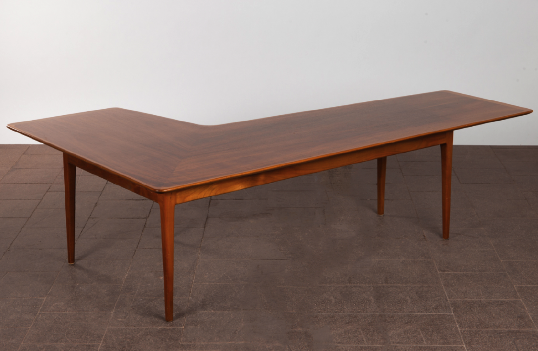 Lounge L Shape Table