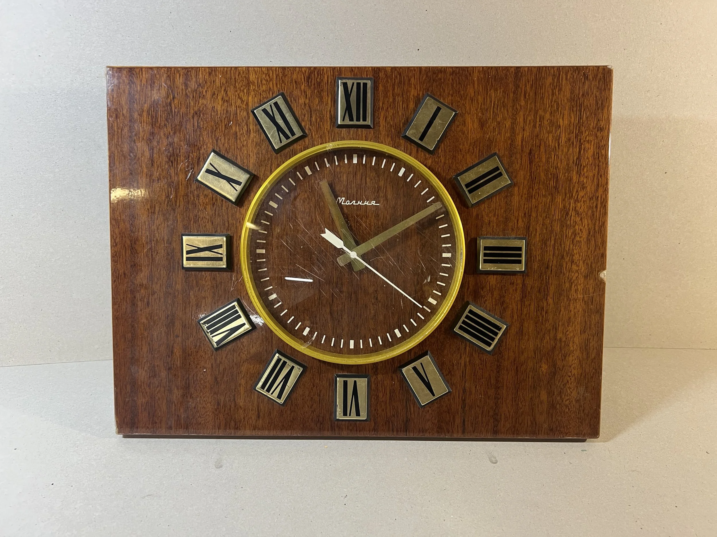 Vintage Wall Clock Molnija