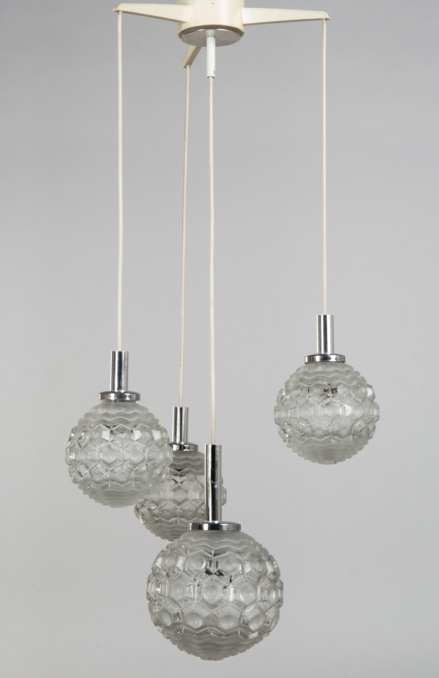 Pendant light
