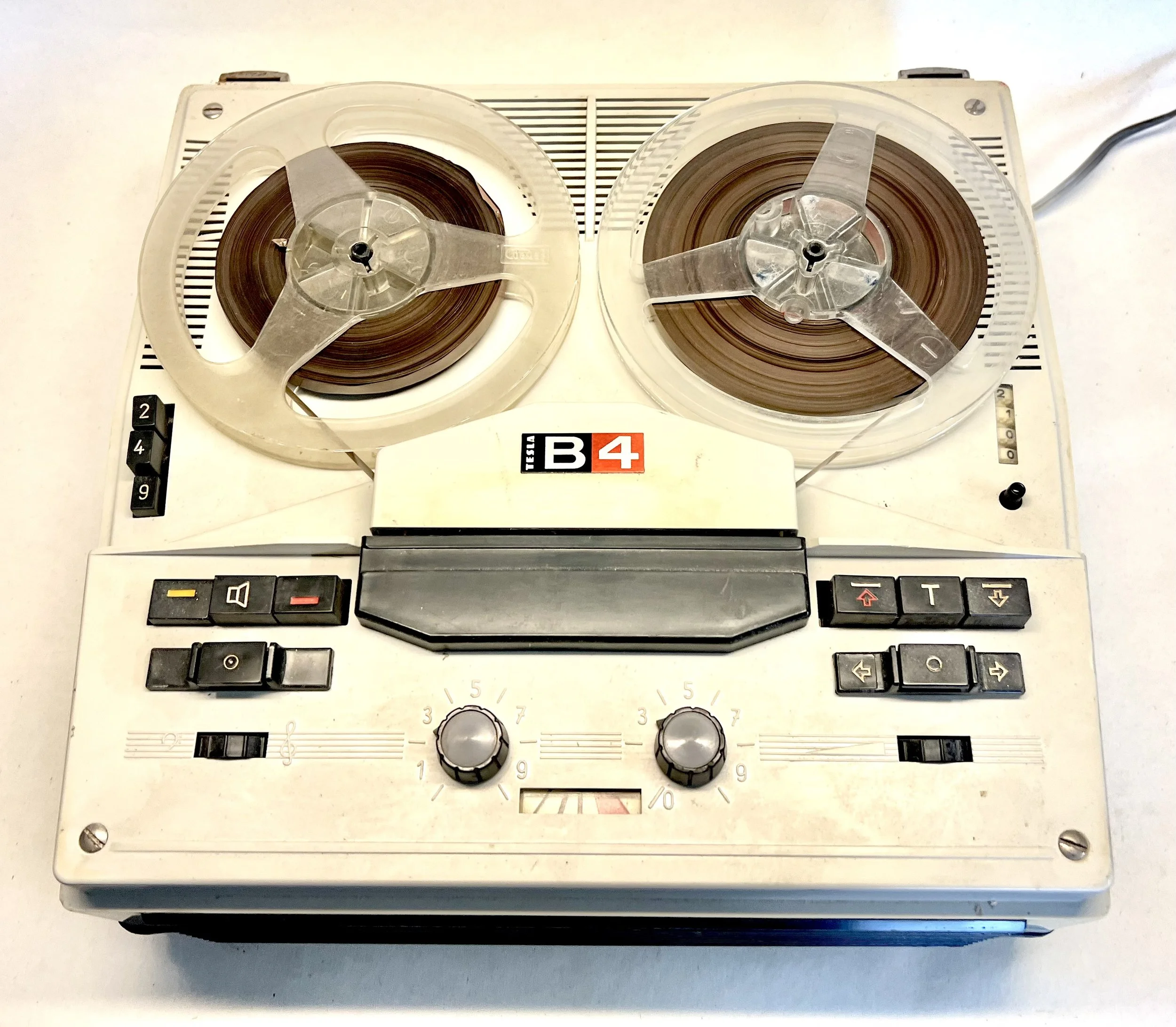 Tesla B4 Tape Recorder