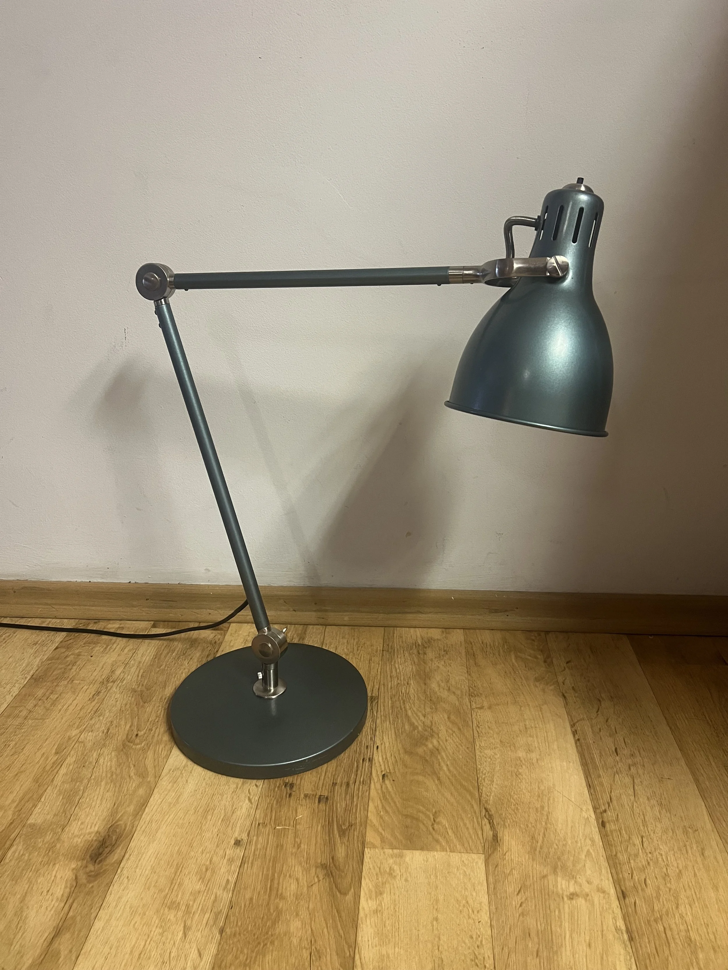 ARÖD Desk Lamp