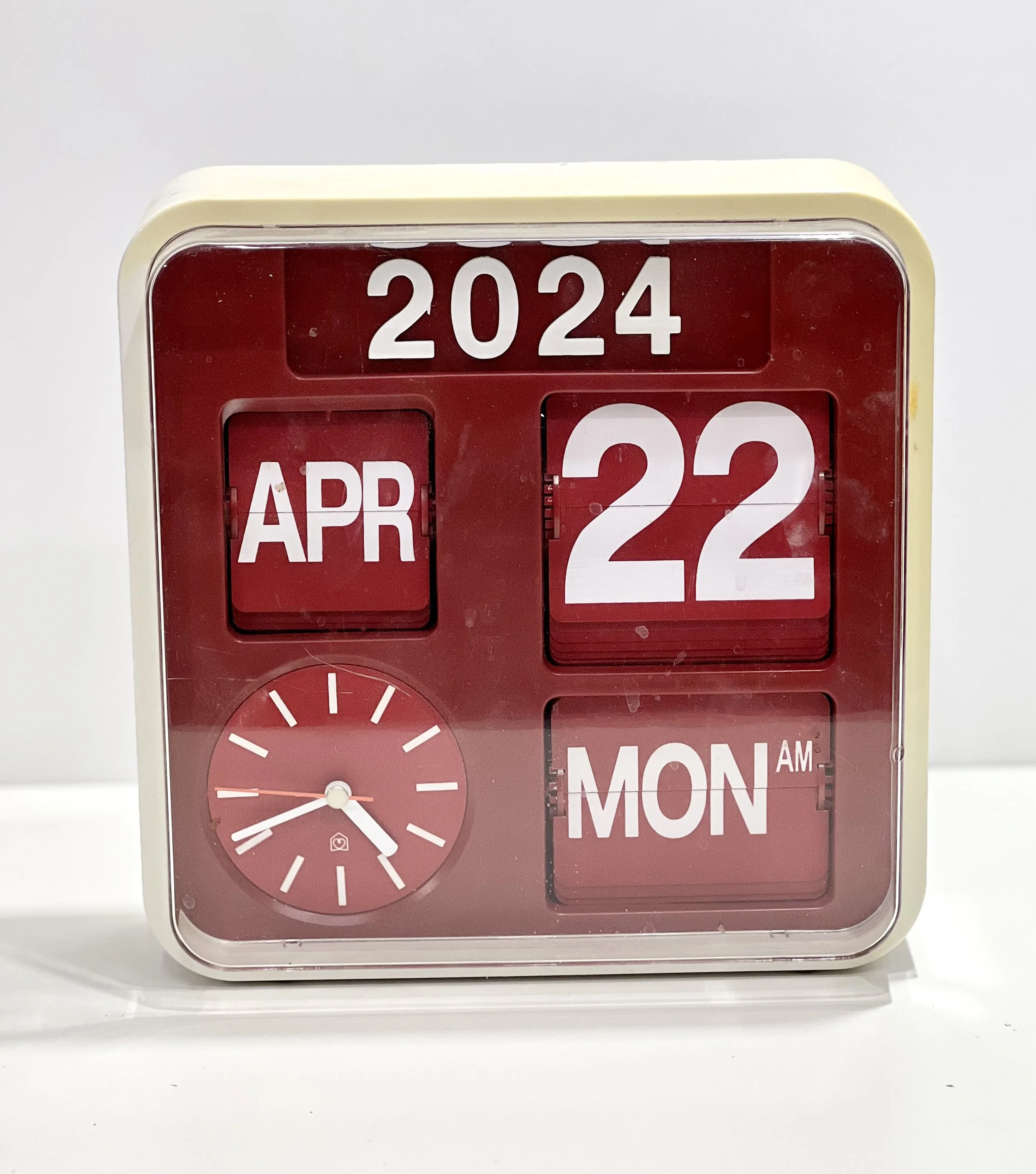 Retro Replica Clock