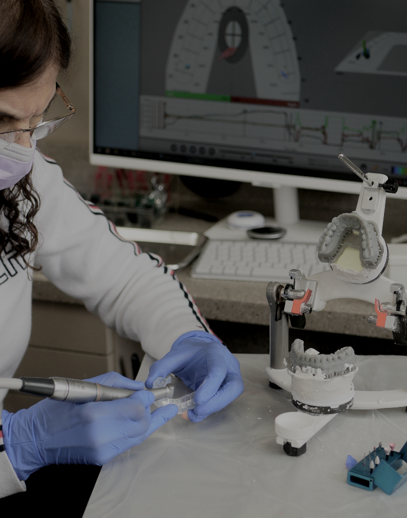 Hands-on dental course emphasizing functional diagnosis, joint assessment, and bite stability for predictable outcomes.