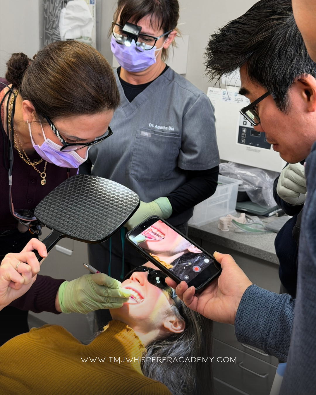 Dental courses - Canada - Dr. Agatha Bis