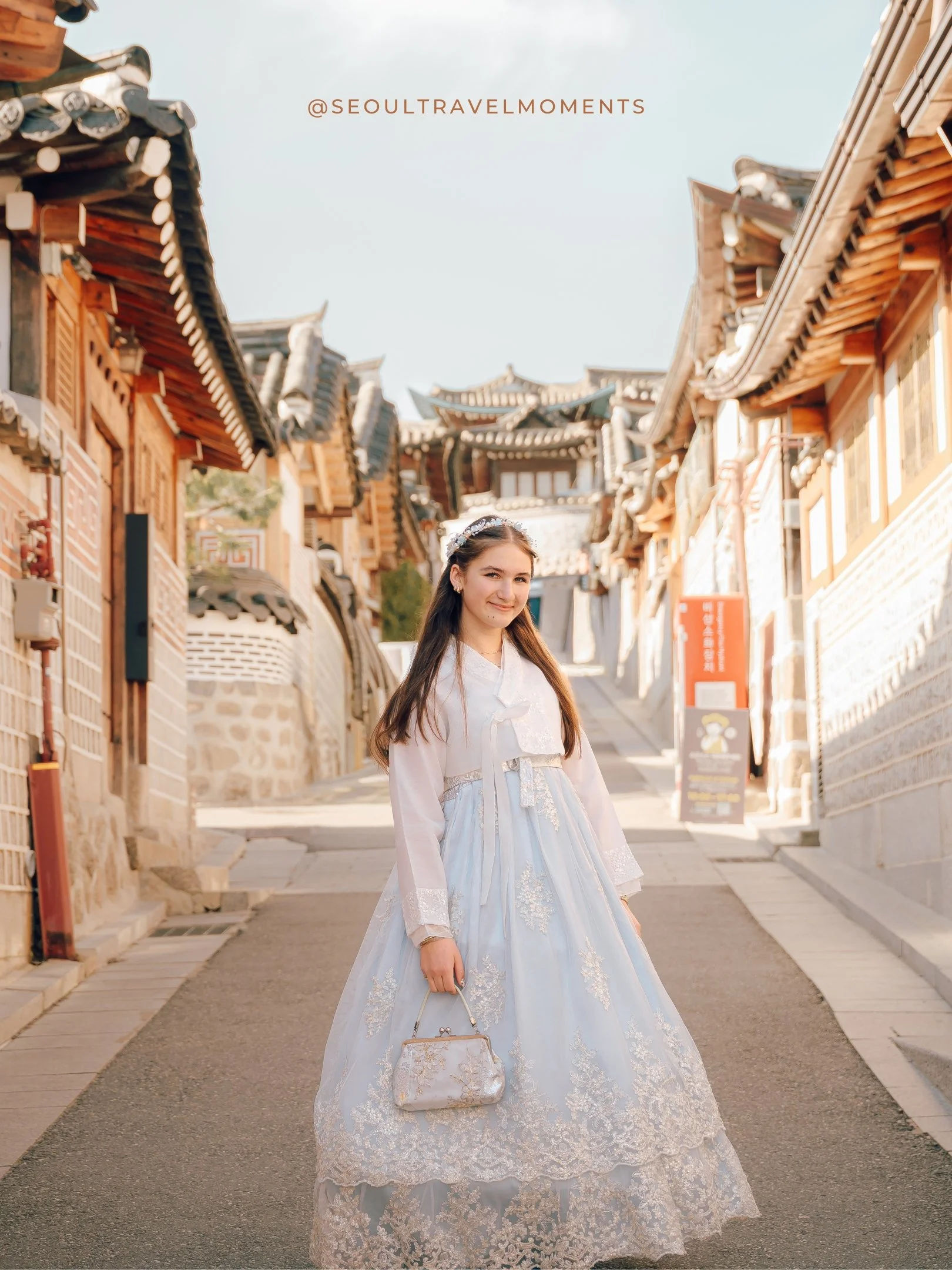 Natural family photography in Seoul with children wearing hanbok and moving freely