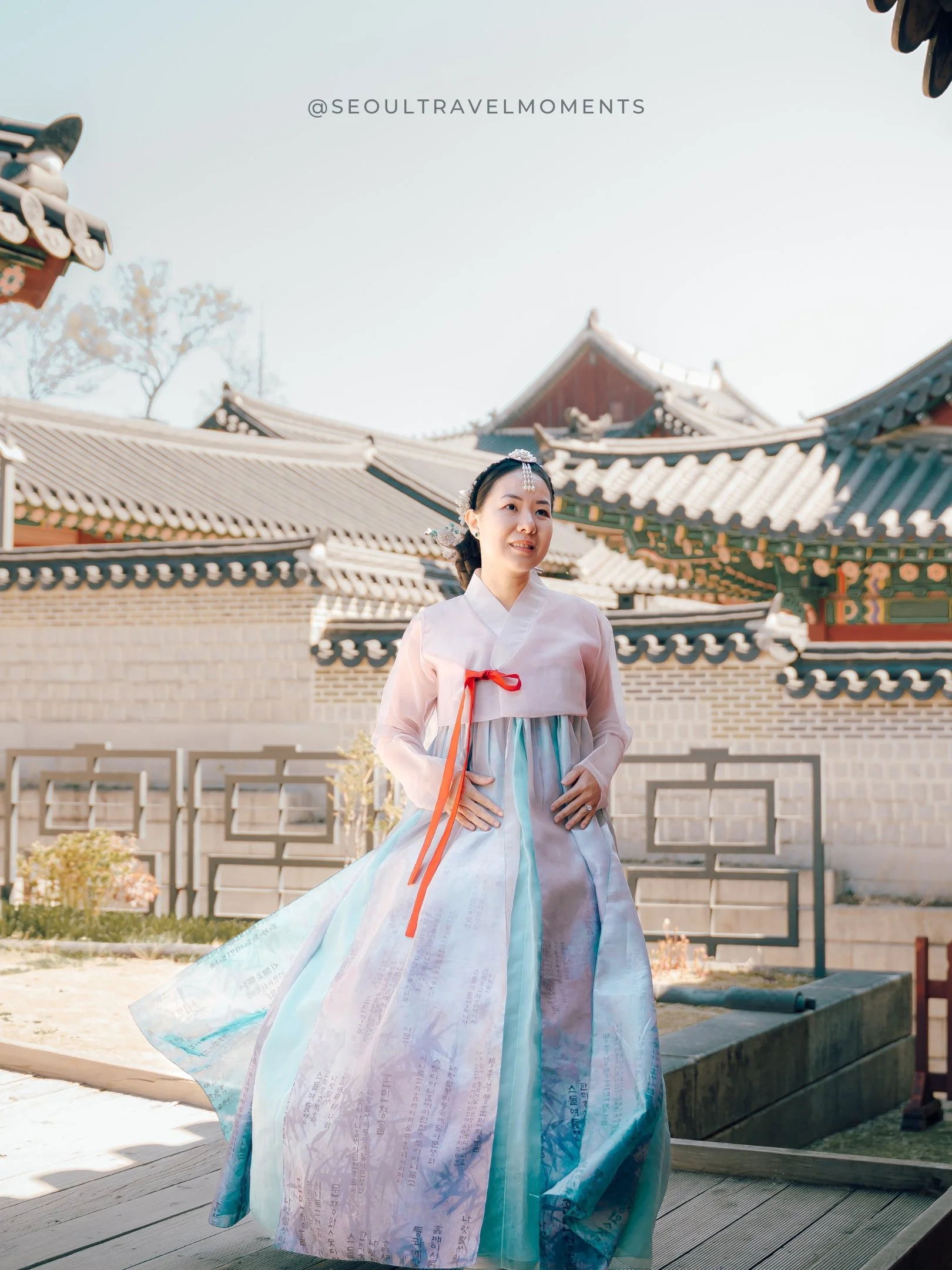 friends in hanbok captured in natural light at changdeokgung palace seoul