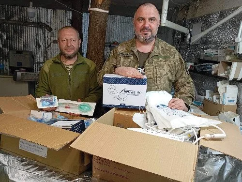 On the receiving end - my Ukrainian colleagues military anaesthetists at a frontline hospital in the Eastern Ukraine. (Copy)