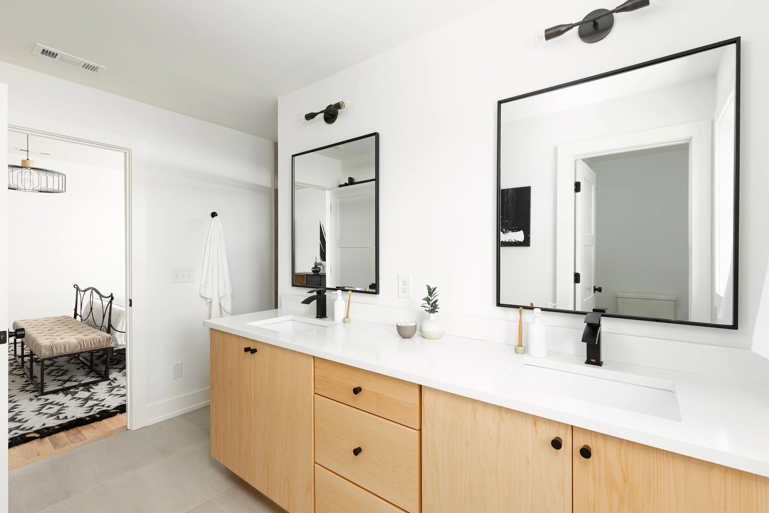 1026B Monroe St.-26.jpg