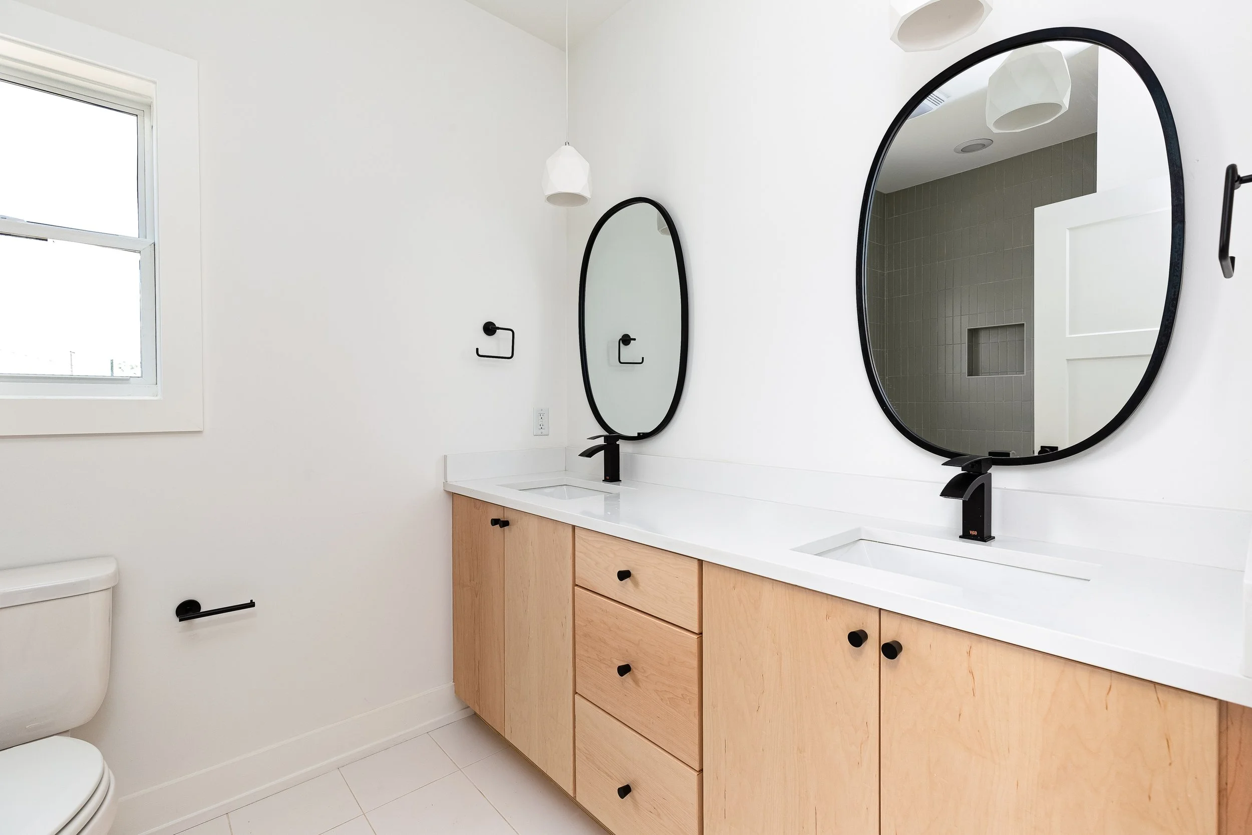 1026B Monroe St.-29.jpg