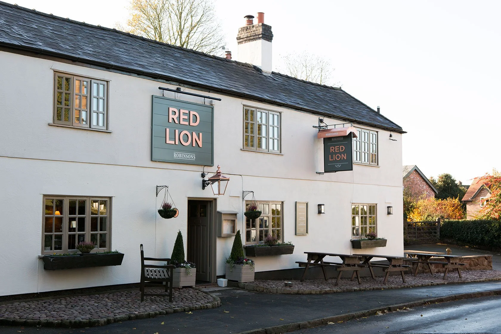 The Red Lion.jpg