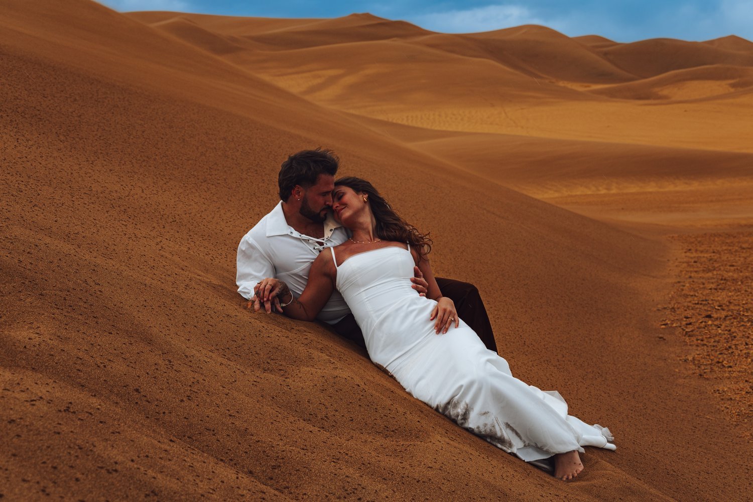 Hannah & Austin’s Great Sand Dunes National Park Elopement
