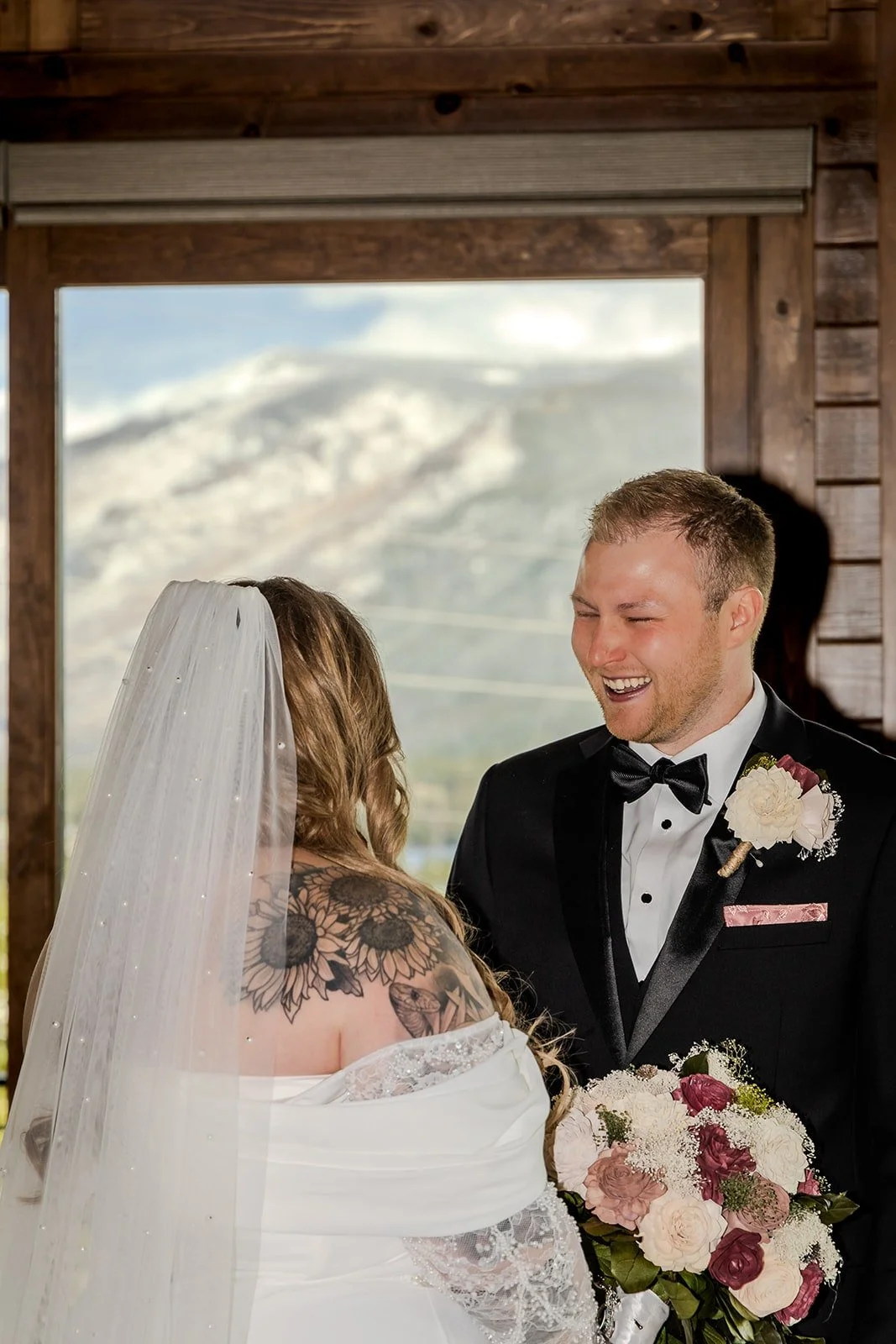 A Grand Lake Airbnb Wedding 8