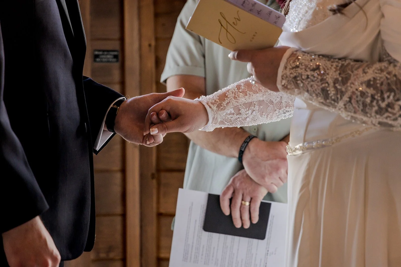 A Grand Lake Airbnb Wedding 16