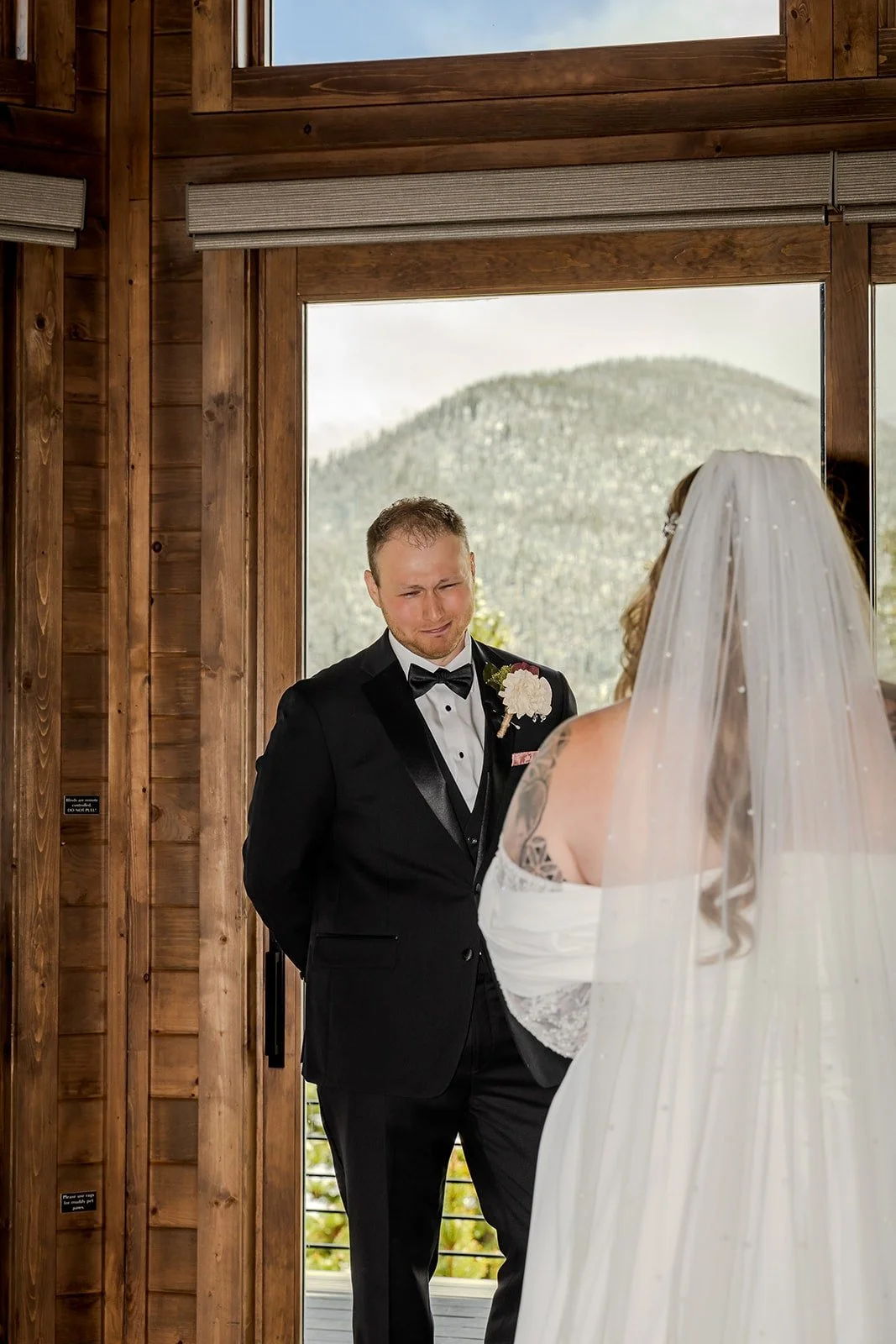 A Grand Lake Airbnb Wedding 6