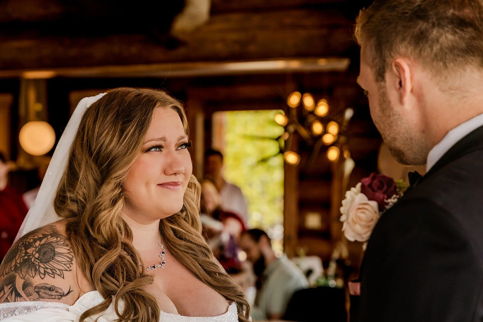 A Grand Lake Airbnb Wedding 9