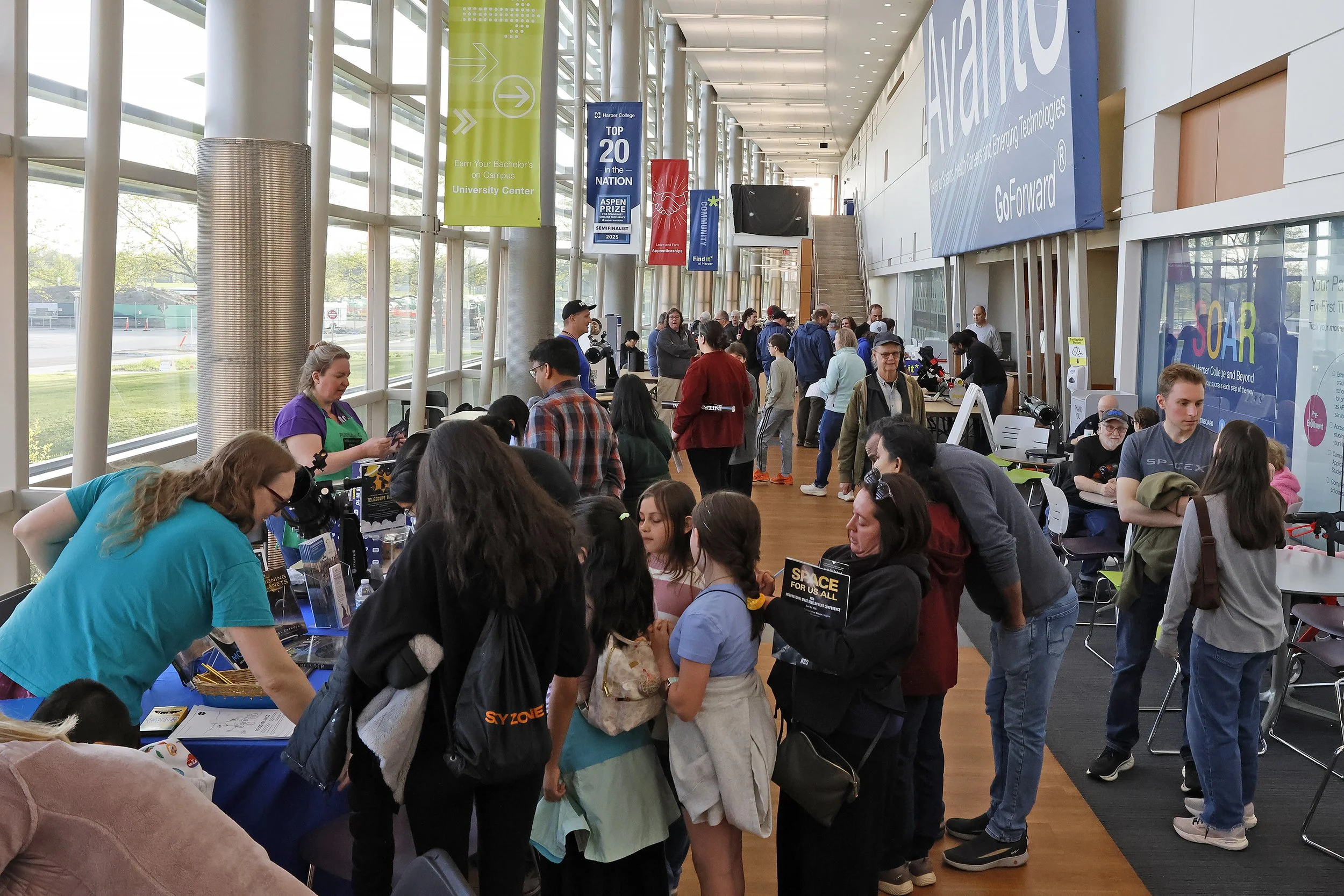 Attendees in the Exhibit Hall.jpg