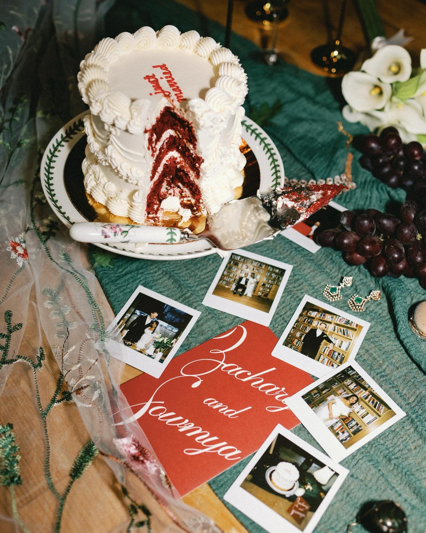 S+Z&rsquo;s intimate elopement ❤️&zwj;🔥🎞️

We started at @thecoolidge for their first look and portraits before heading to their Airbnb for their ceremony and cake! 🤍

The second slide shows off the magic of Super 8 - the colors and light that can