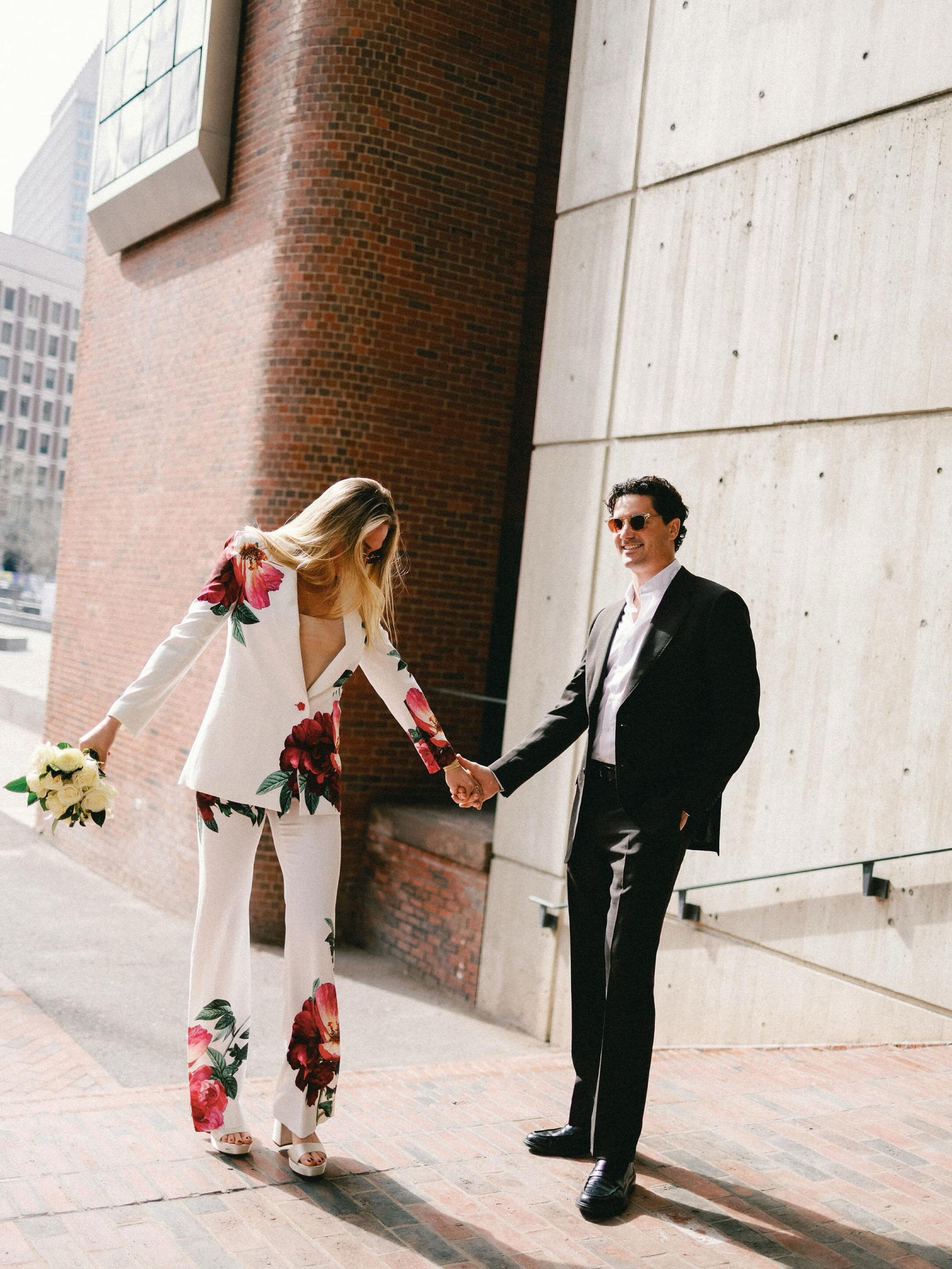 the most fun a civil ceremony ever was!!! At Boston City Hall with Sophie &amp; Nick 🌸💛

#bostonweddingphotographer #bostonelopementphotographer #bostoncityhallwedding #elopementphotographer #cityhallwedding