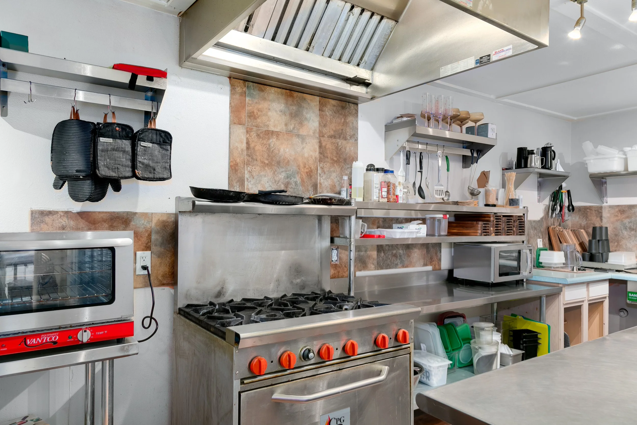 39-Kitchen.jpg