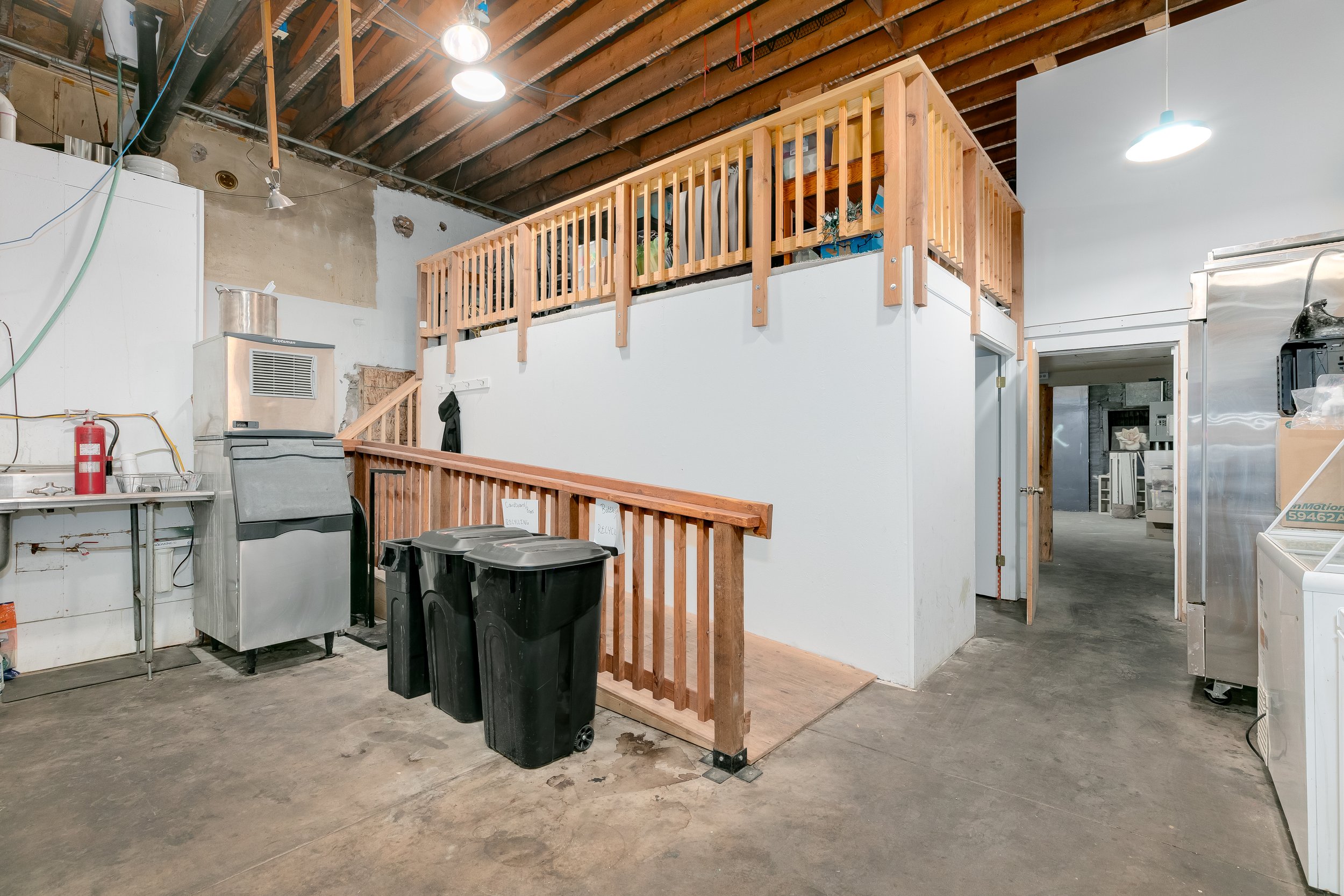 48-Rear Area with Loft.jpg