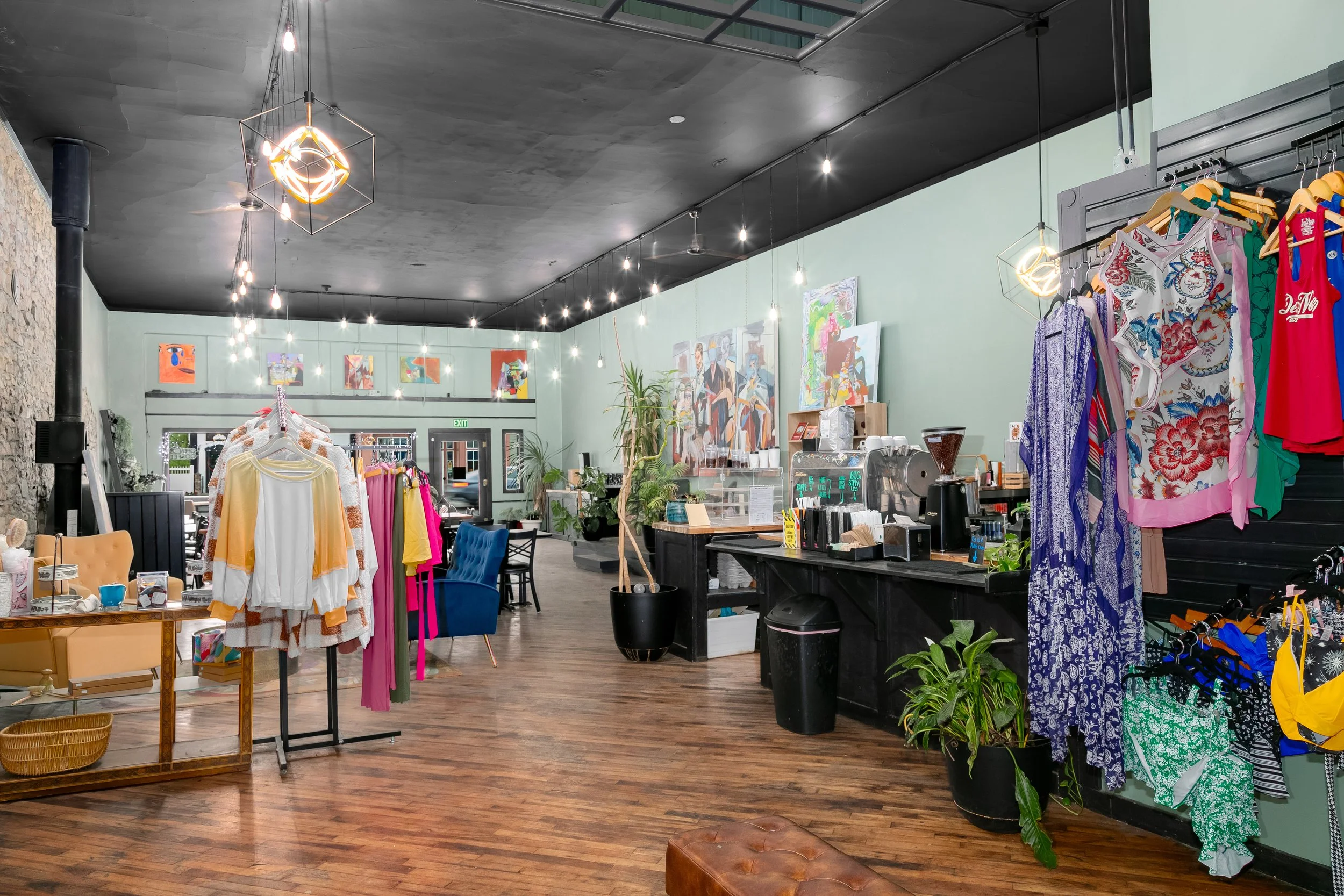 35-Merchandise Area.jpg