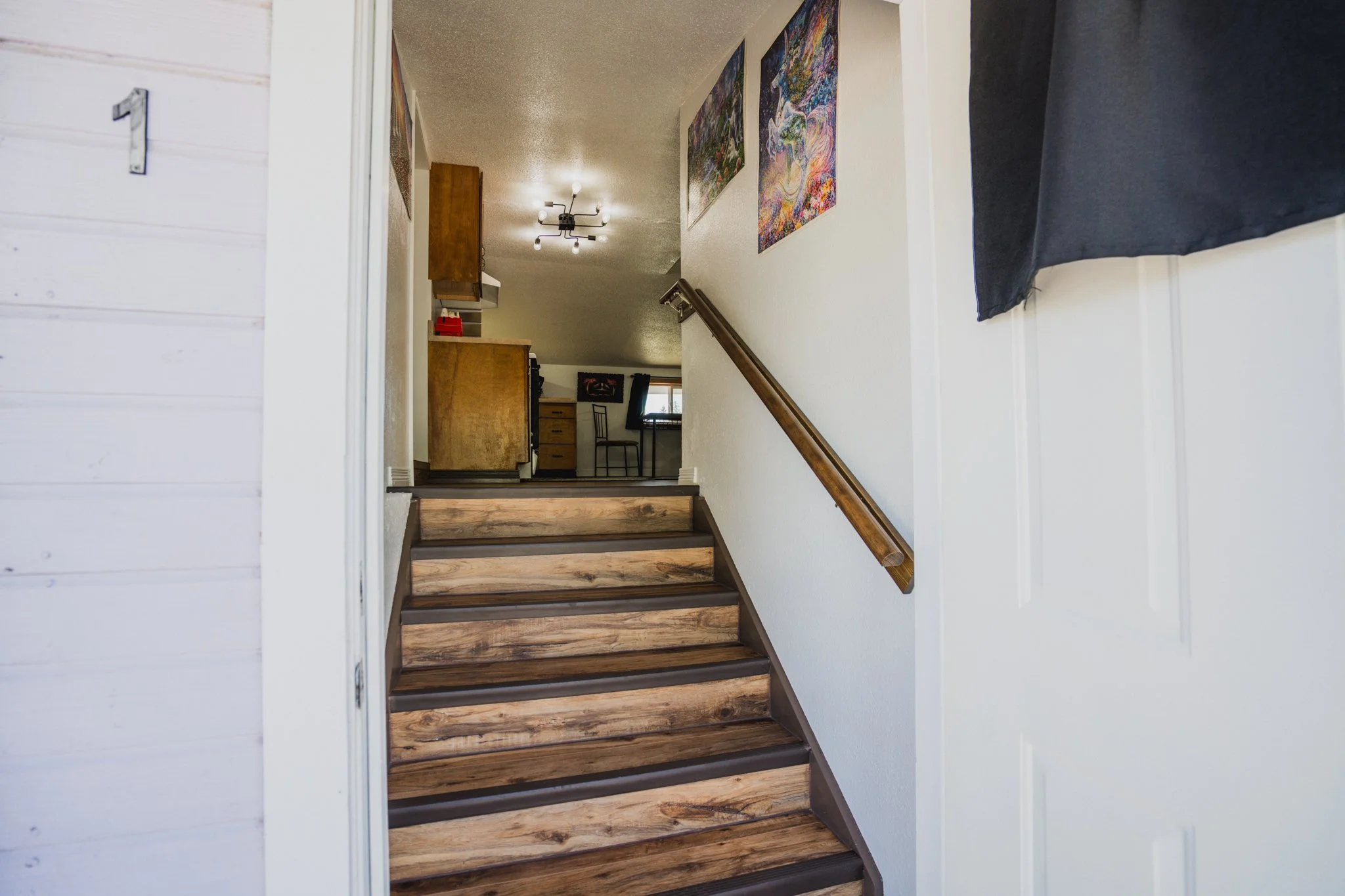 25 - Apt 1 Entry.jpg