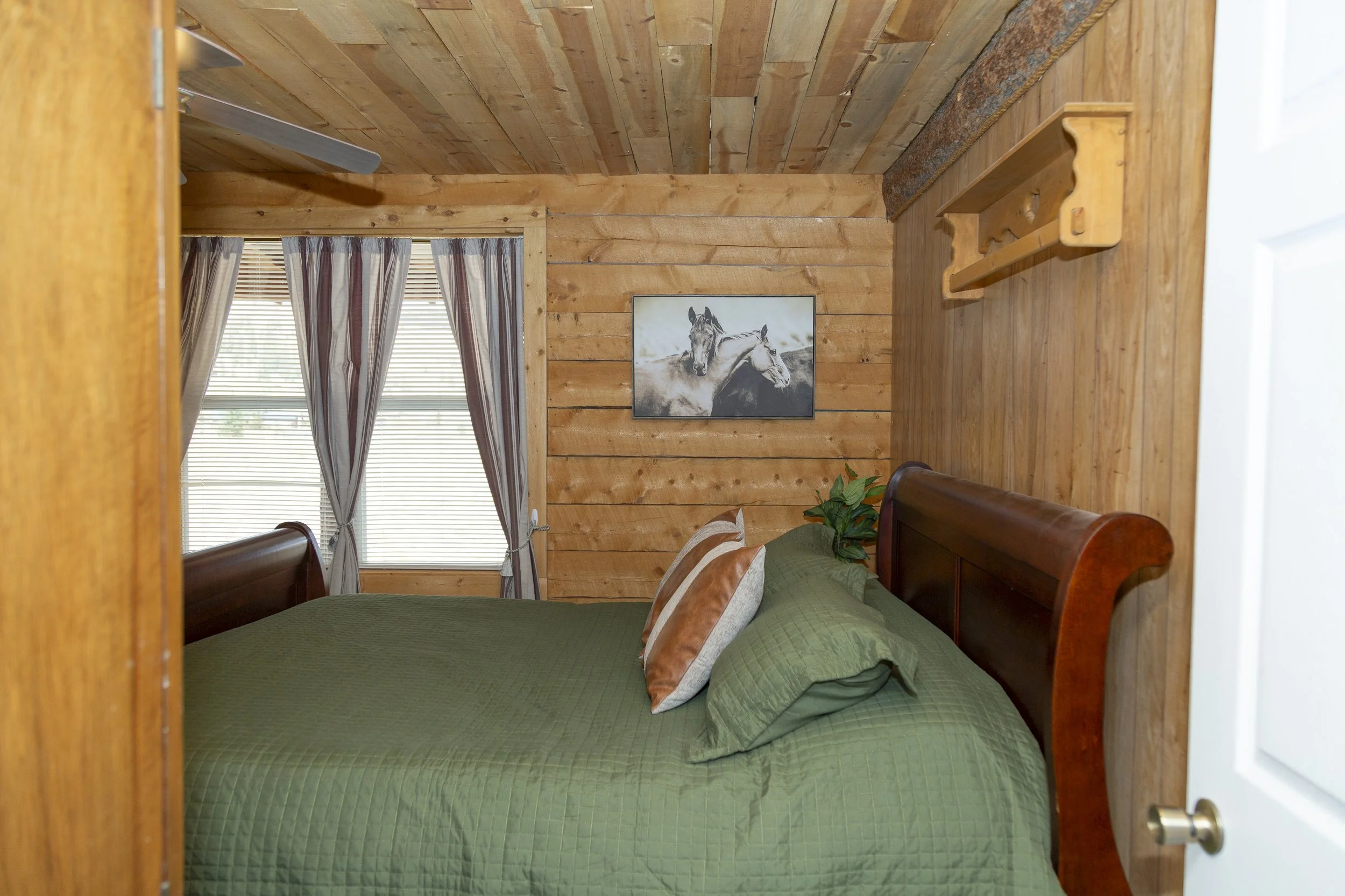 Creede Cabin for Sale -8605.jpg