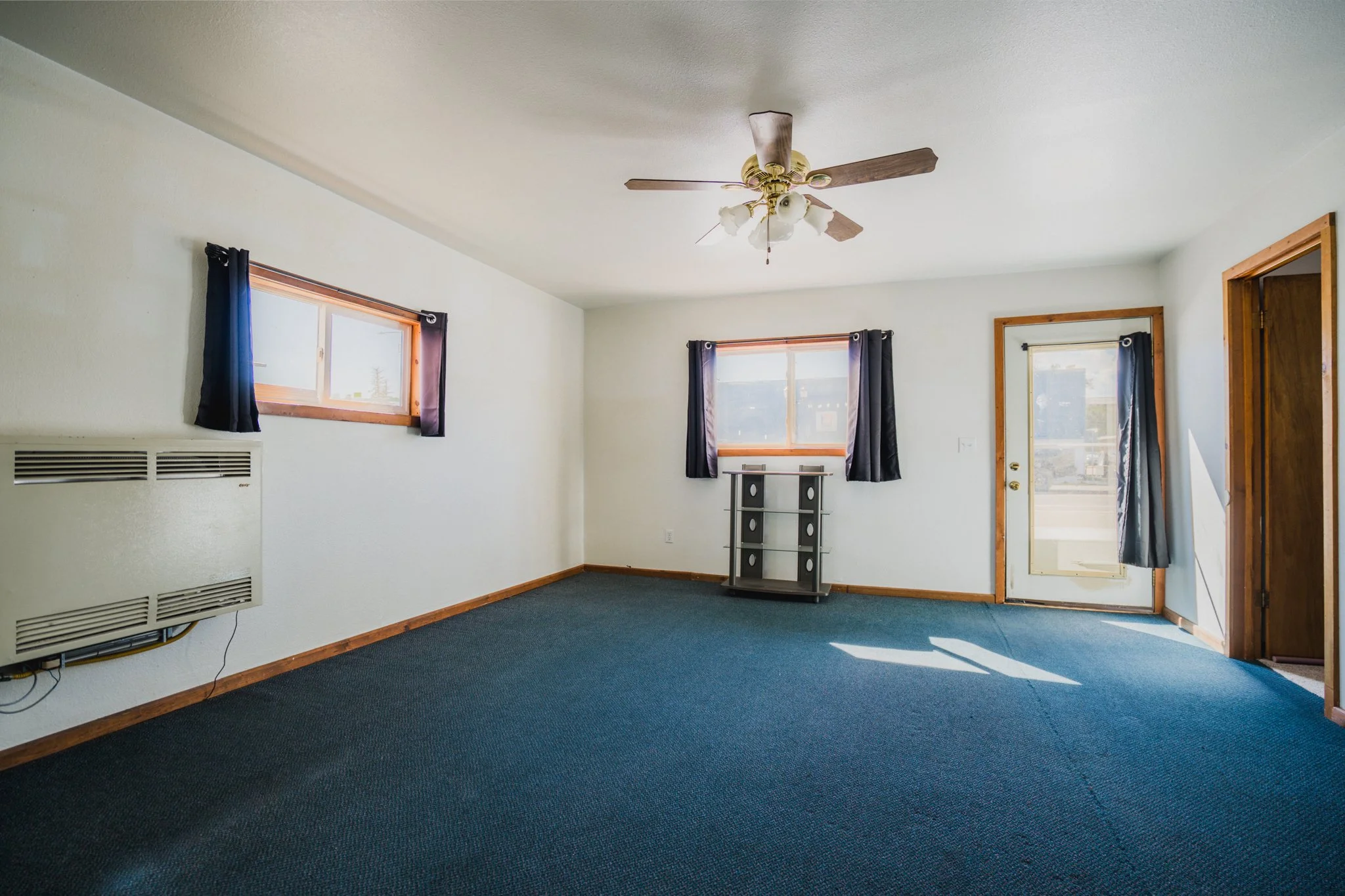 10 - House Living Room.jpg