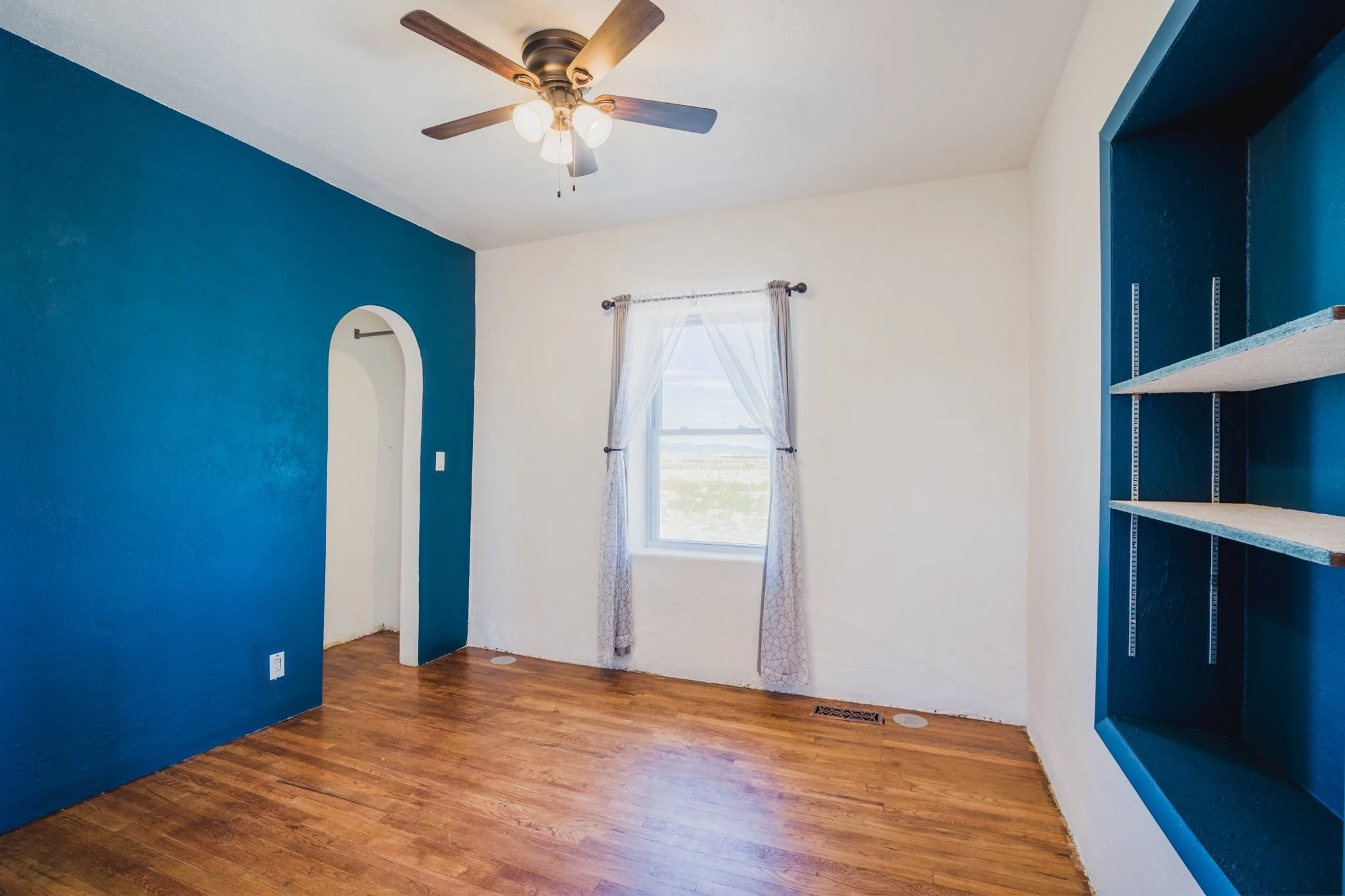 27 - Bedroom 2.jpg