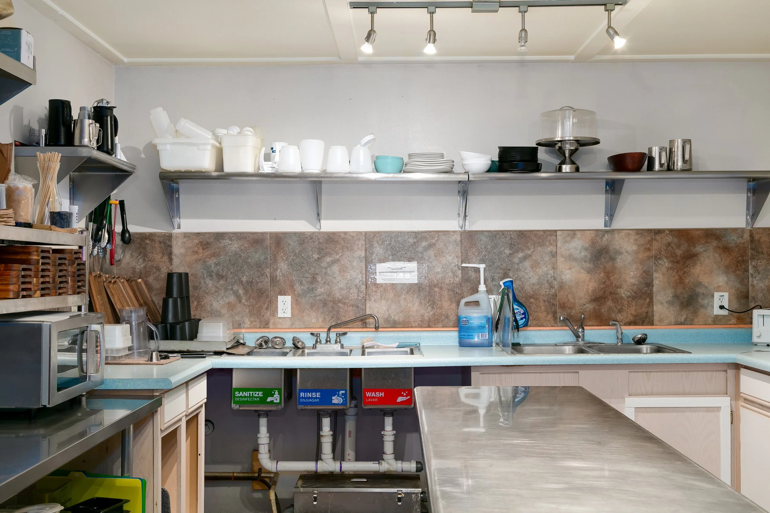 40-Kitchen.jpg