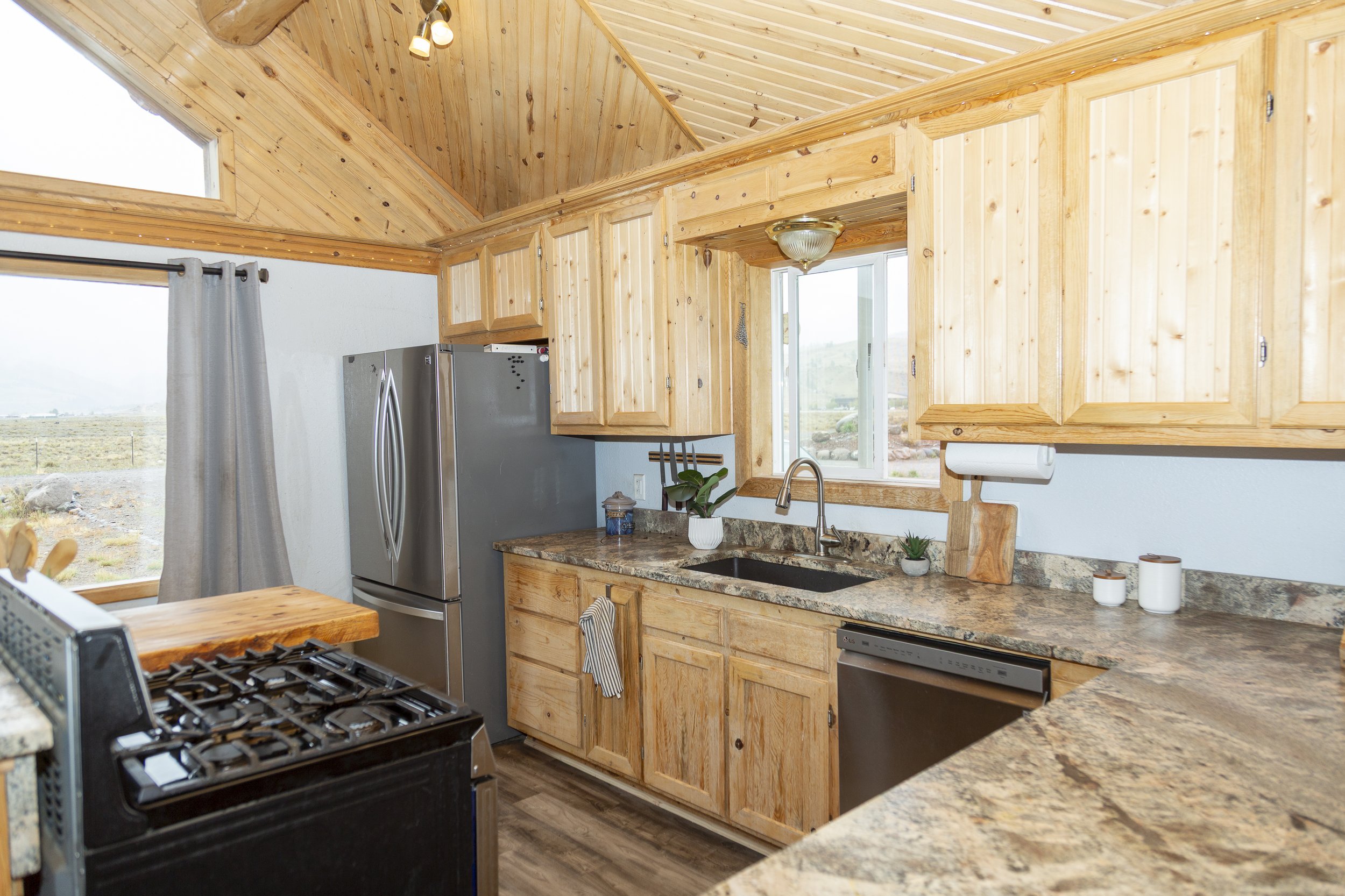 Creede Cabin for Sale -9918.jpg