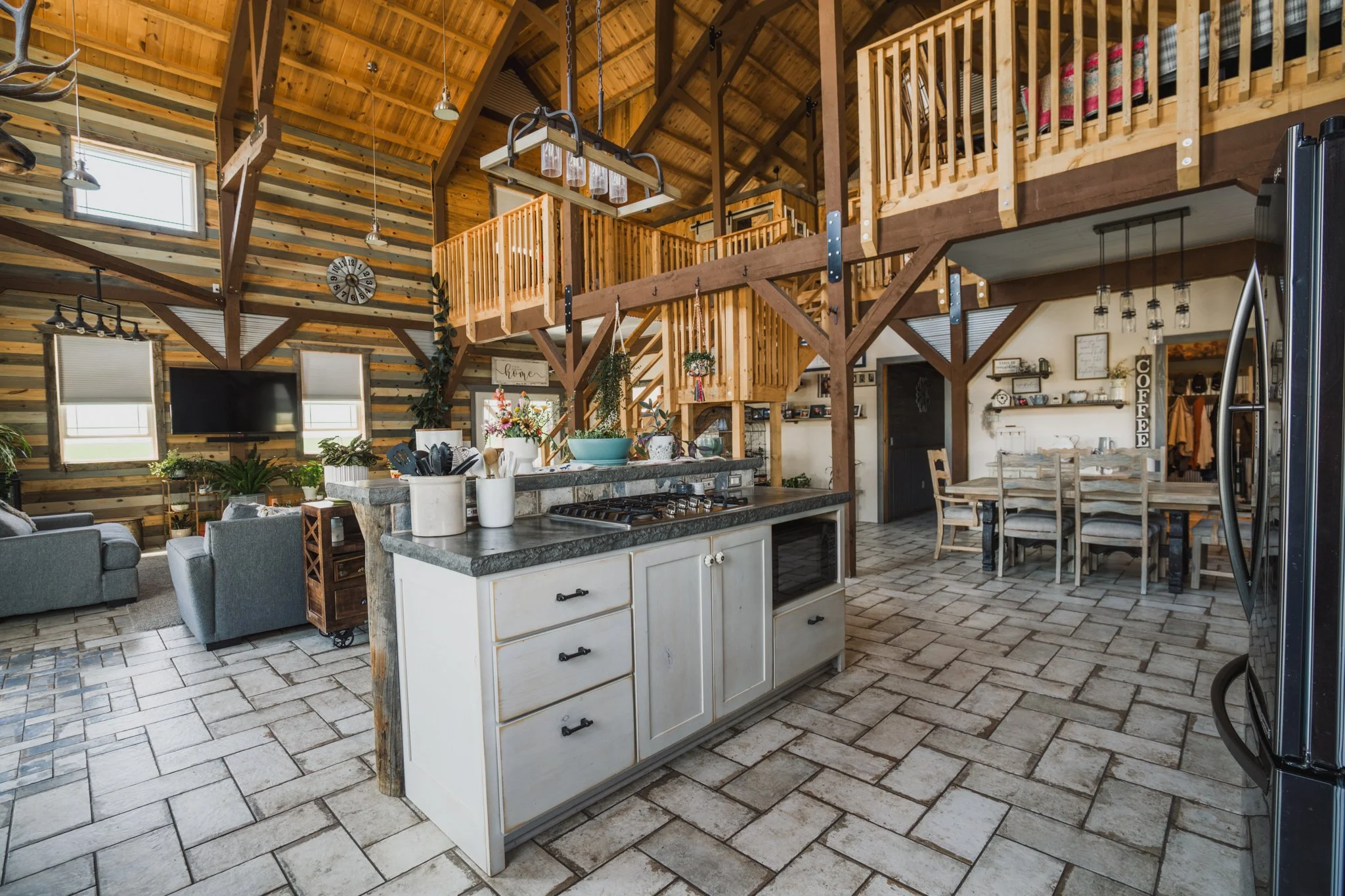 23 - Kitchen - 2218 CR 43.jpg