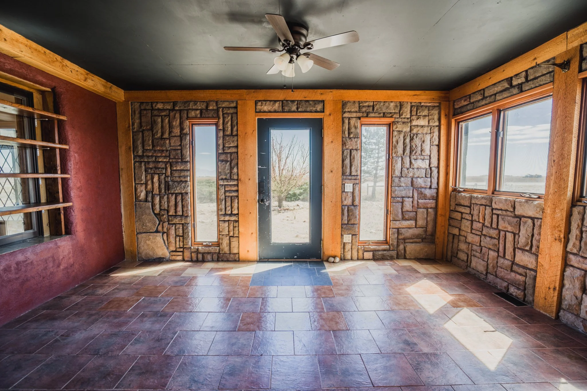 11 - Sun Room.jpg