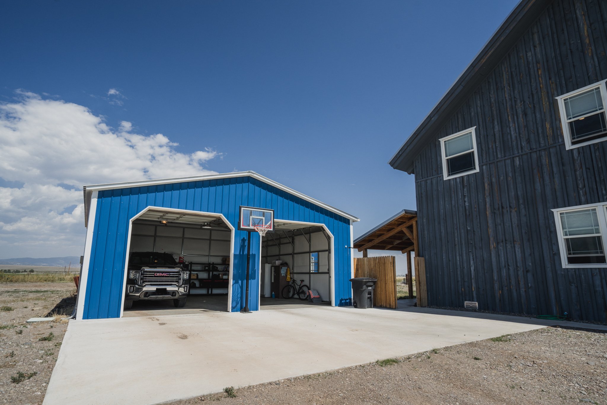42 - Garage Exterior - 2218 CR 43.jpg