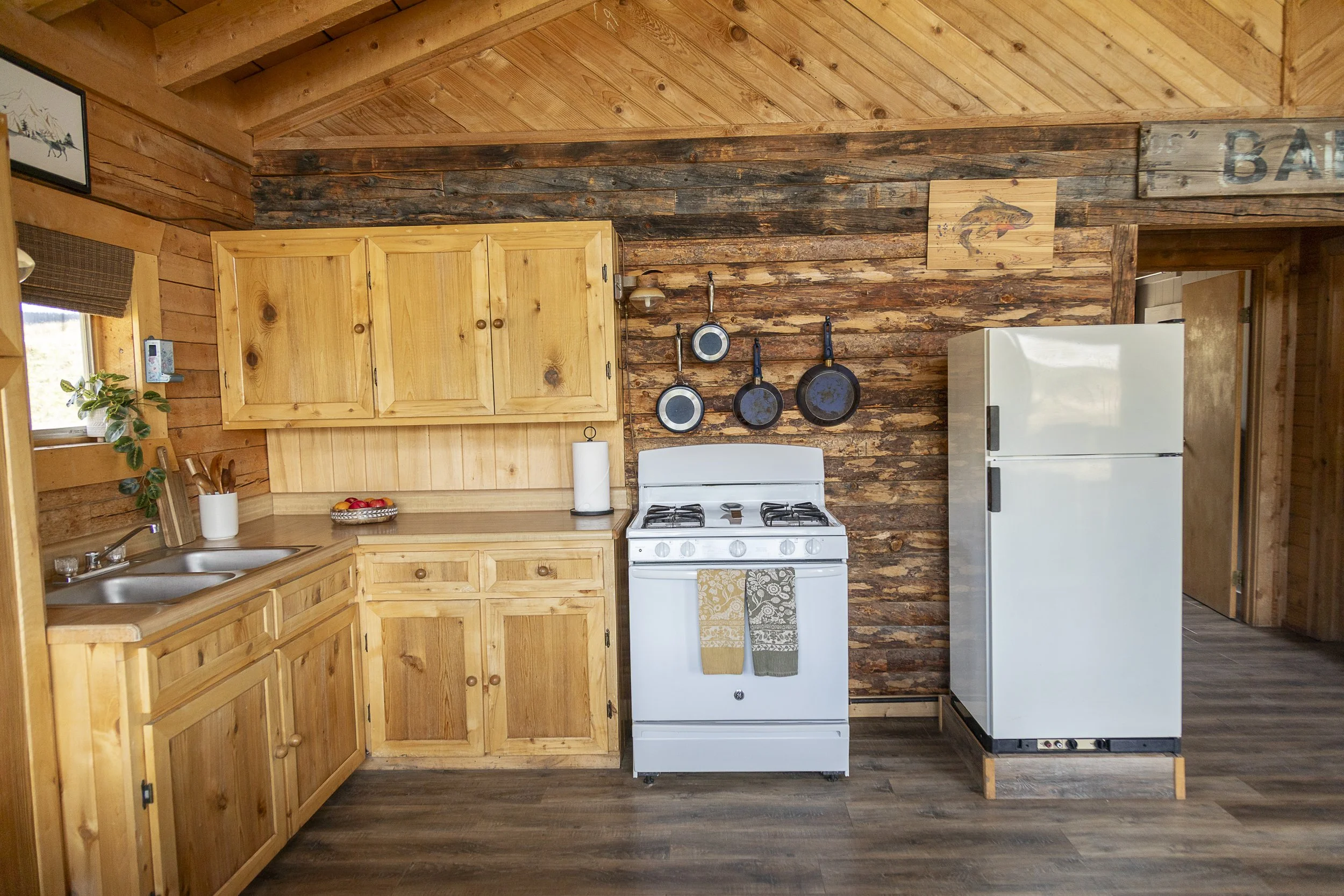 Oleo Ranch Cabins for Sale -4439.jpg
