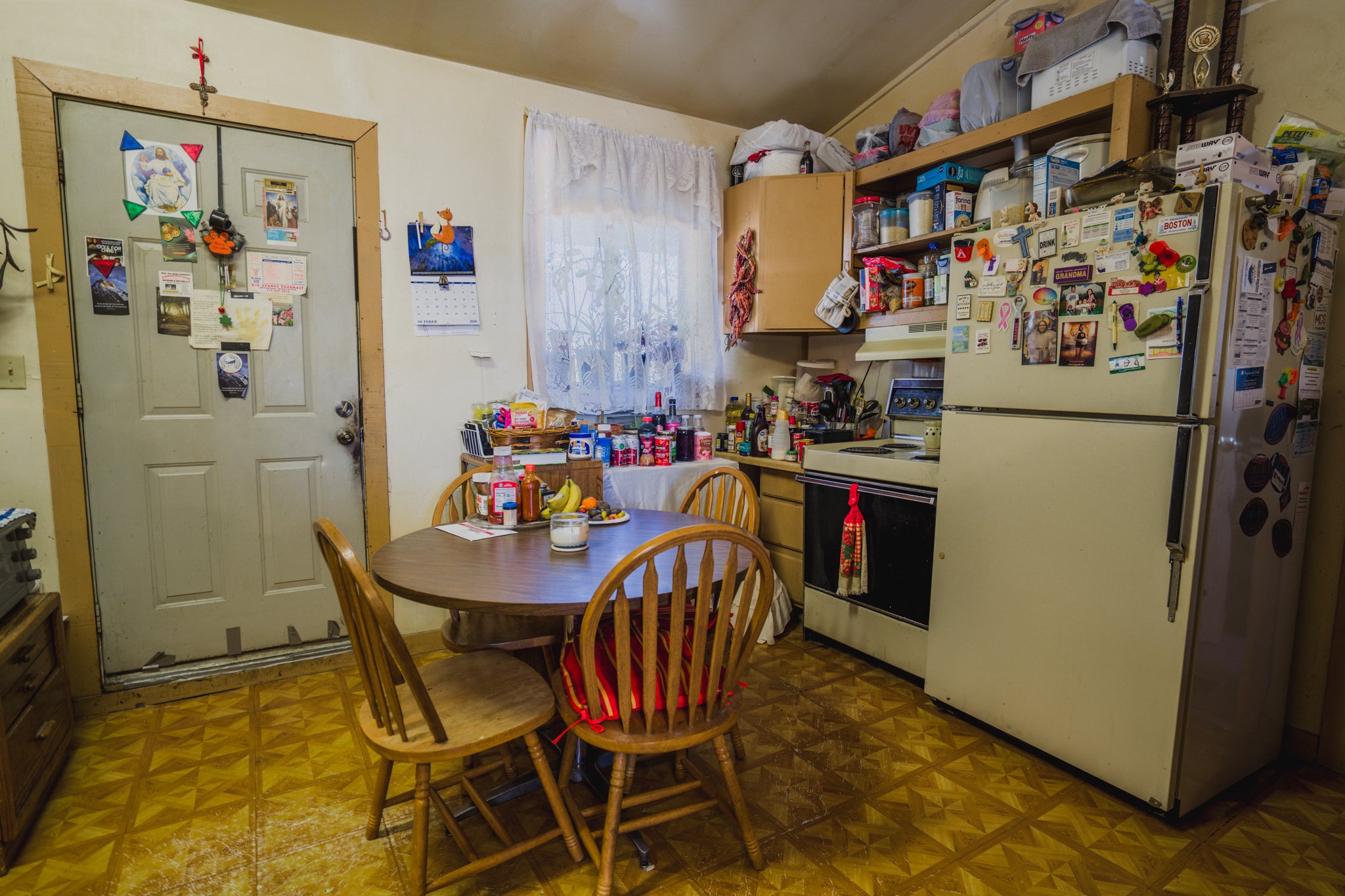 37 - Apt 2 Kitchen.jpg