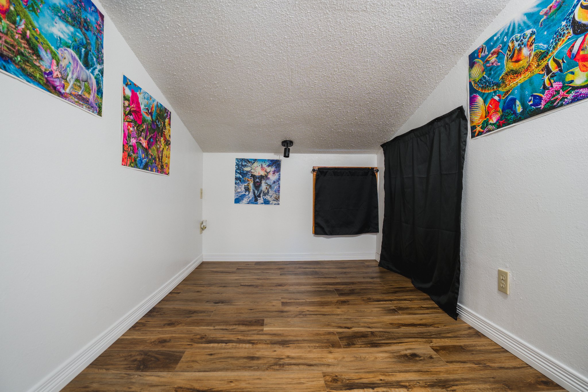 31 - Apt 1 BR2.jpg