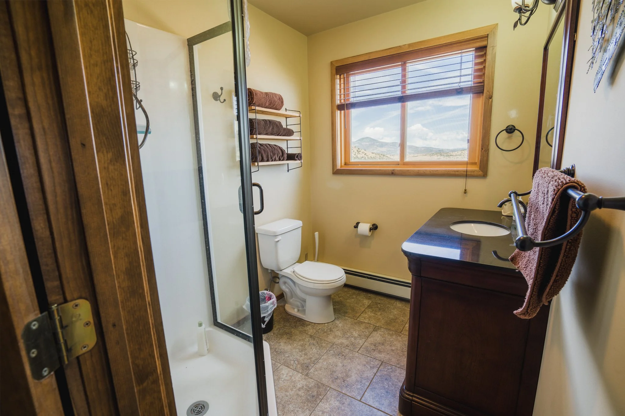 38 Upstairs Bathroom (3-4).jpg