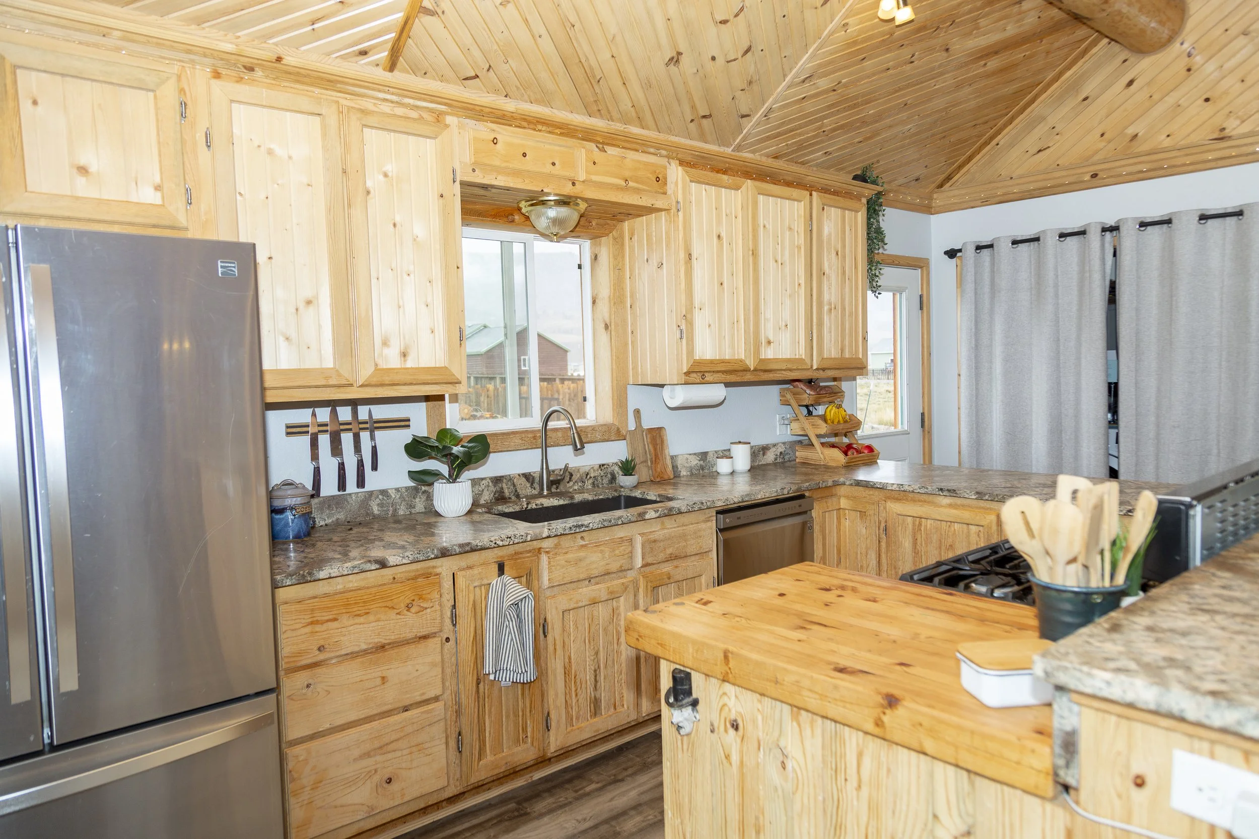 Creede Cabin for Sale -9920.jpg