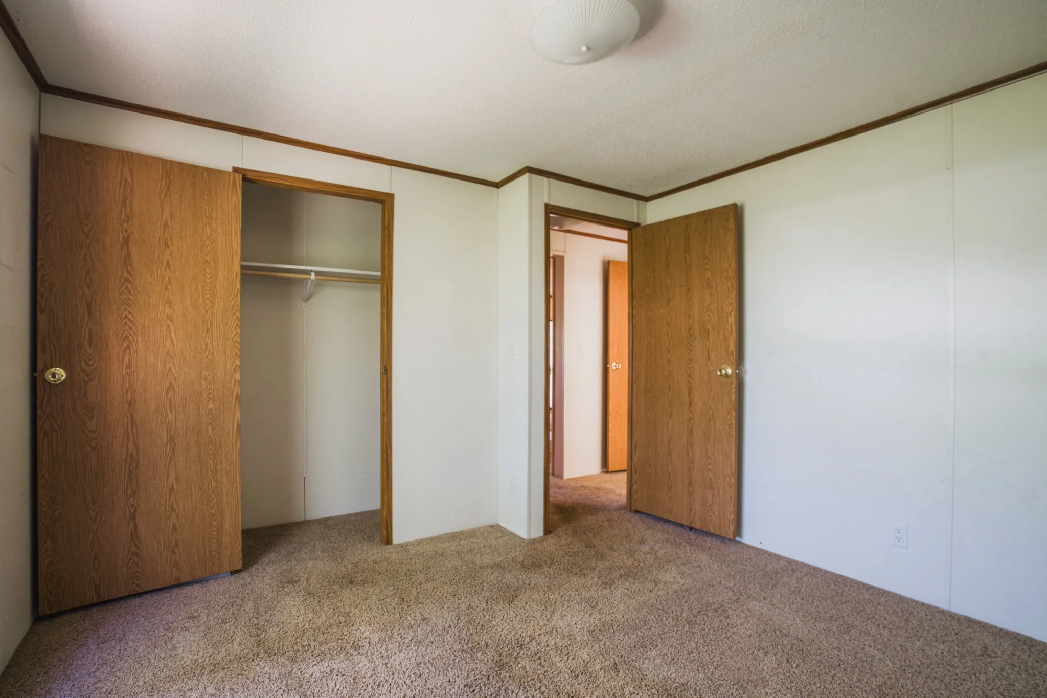 32 - 755 Cedar St - Bedroom West.jpg