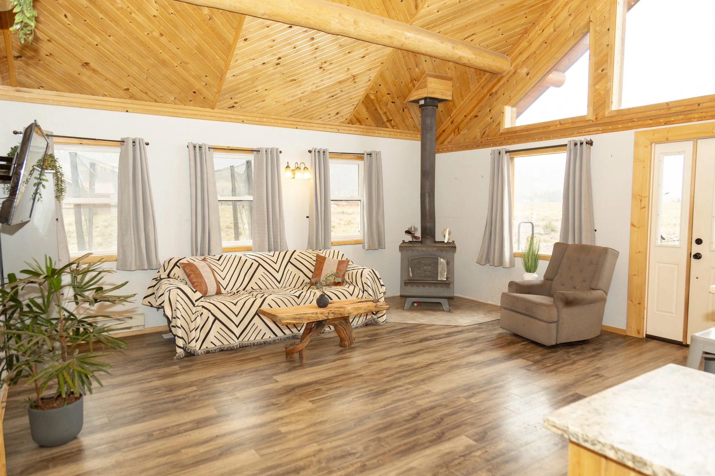 Creede Cabin for Sale -9926.jpg