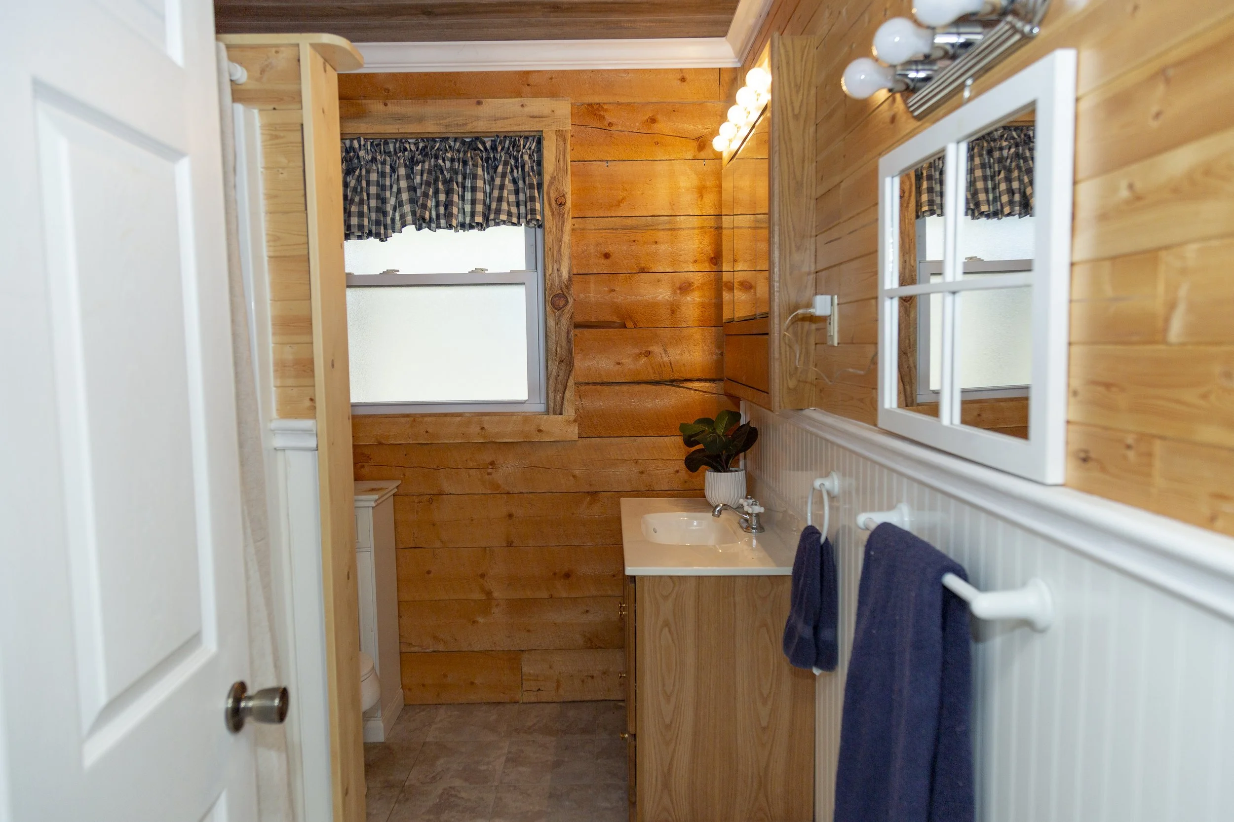 Creede Cabin for Sale -8599.jpg