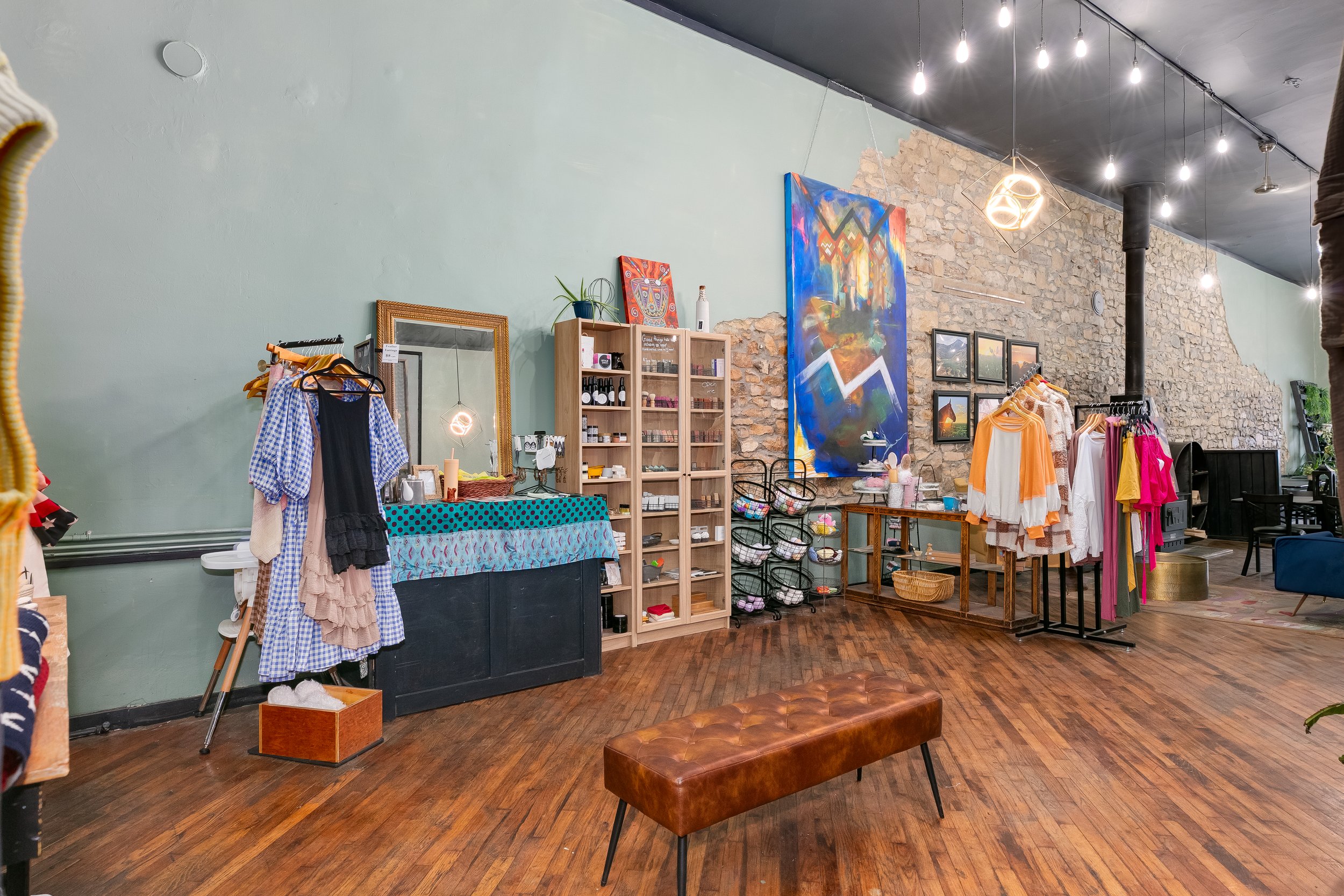 36-Merchandise Area.jpg