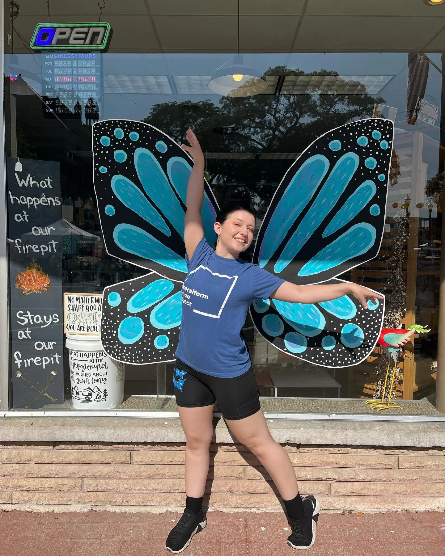 Just some July/August vibez

🦋💐🧜🏻&zwj;♀️🪐