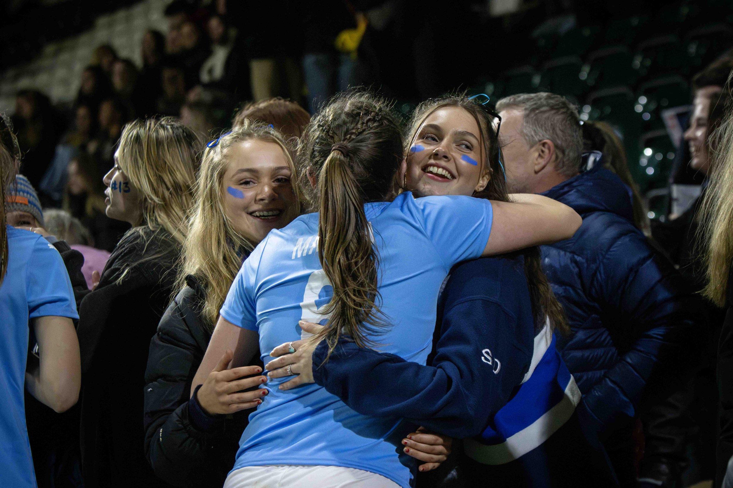 VarsityFootballW25-105.jpg