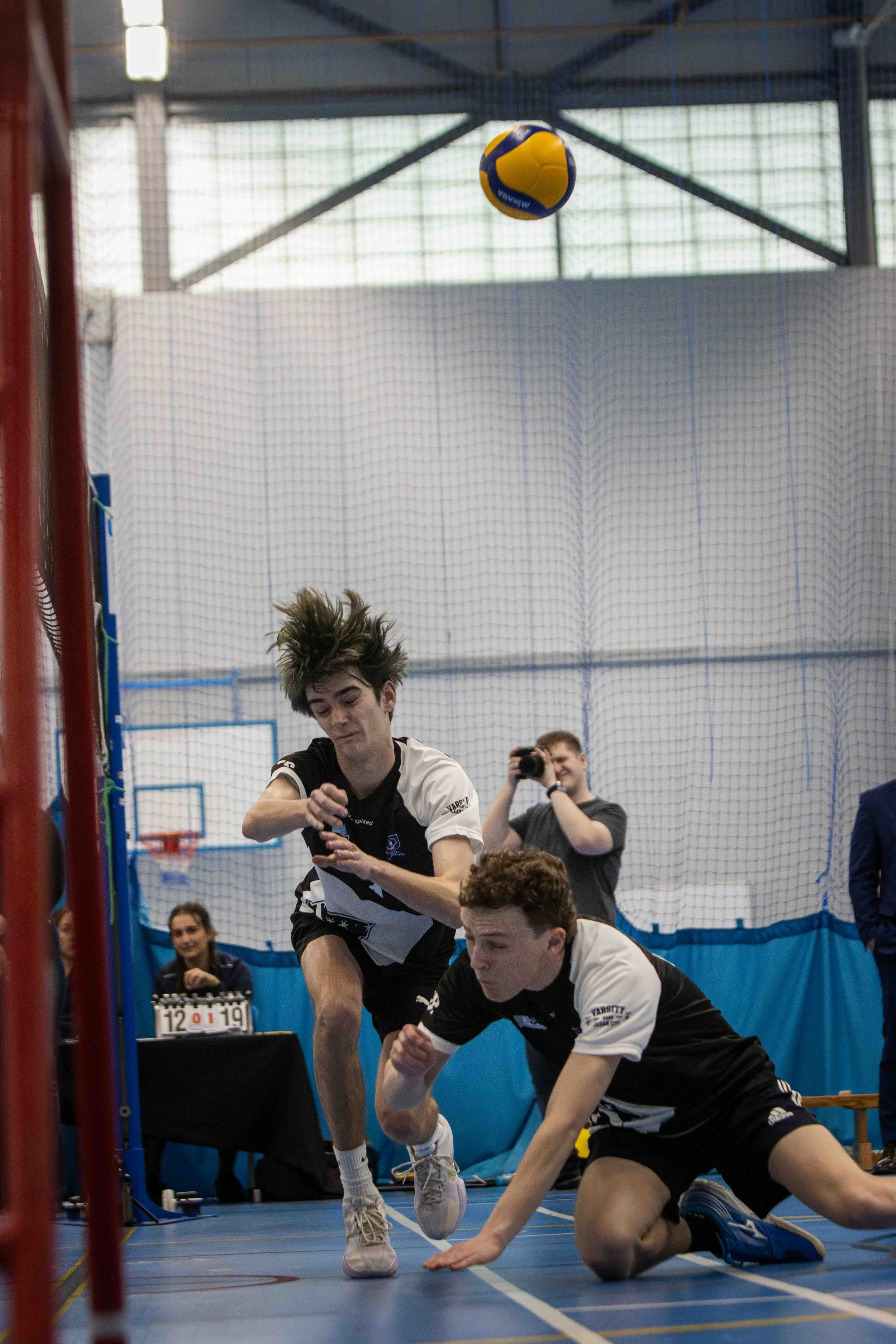 VarsityVolleyballM25--65.jpg